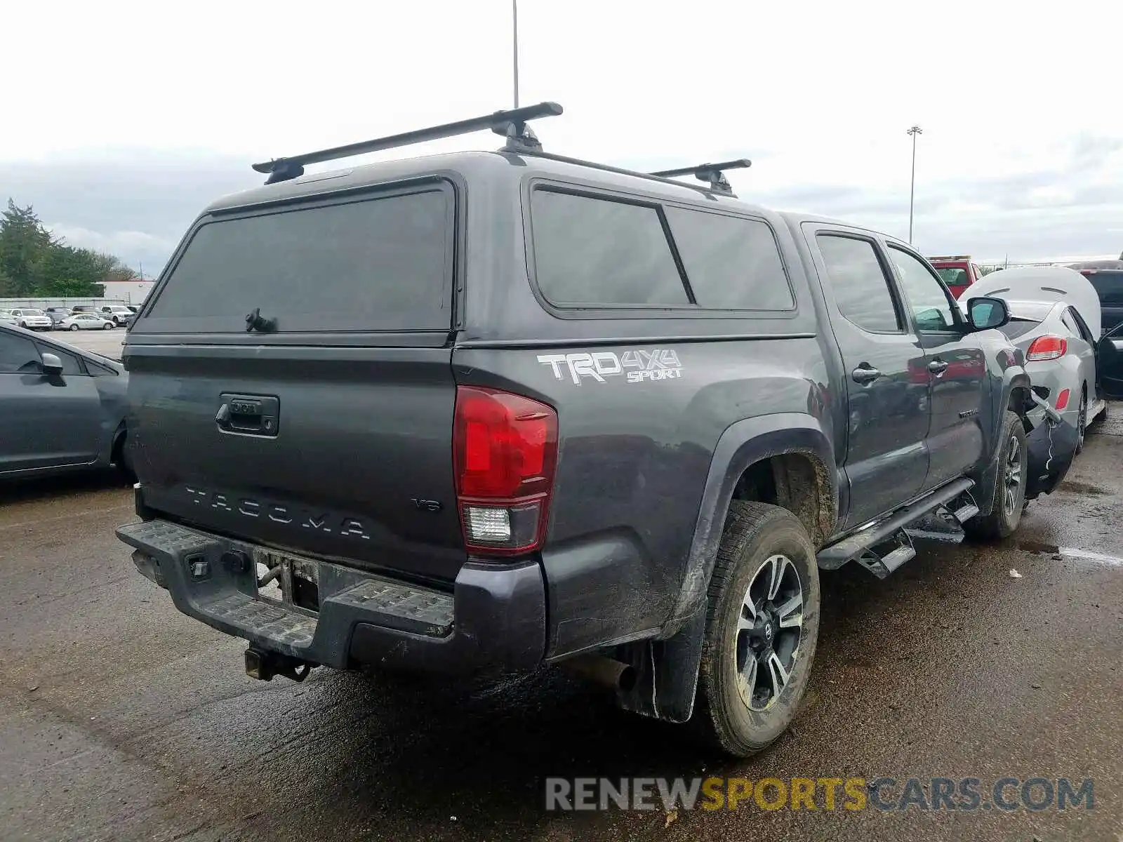 4 Photograph of a damaged car 3TMCZ5AN0KM232110 TOYOTA TACOMA 2019