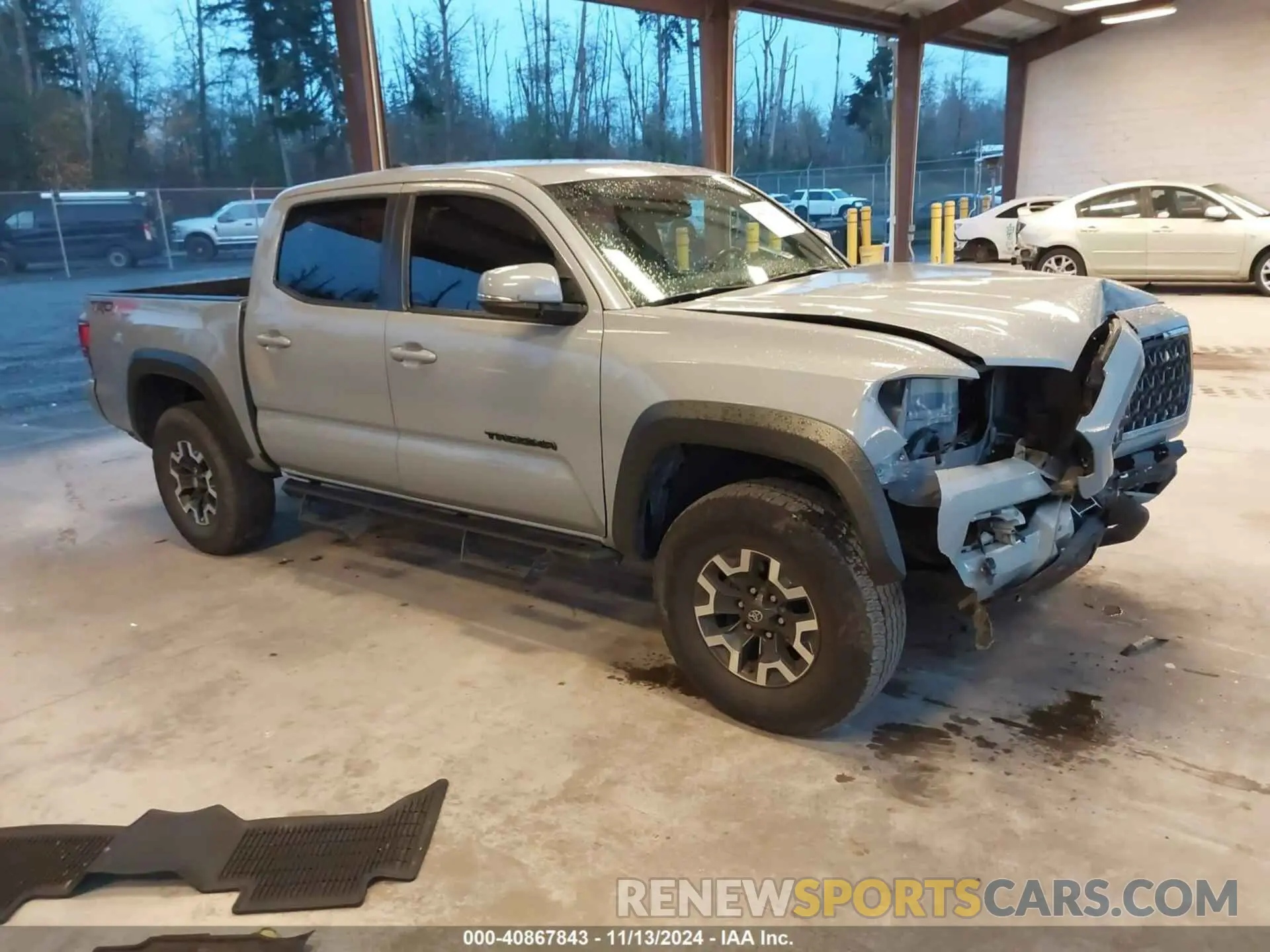 1 Photograph of a damaged car 3TMCZ5AN0KM235525 TOYOTA TACOMA 2019