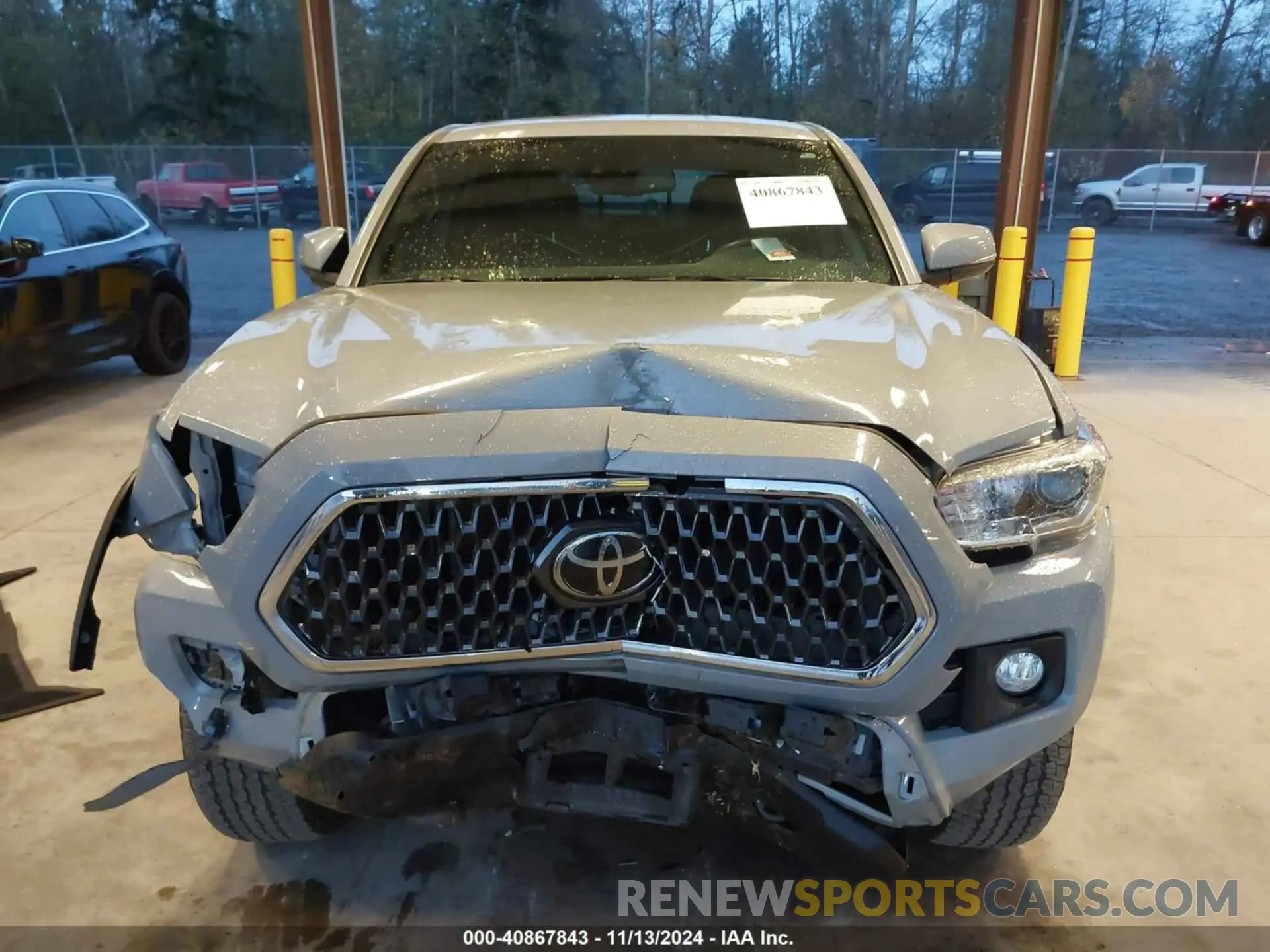 13 Photograph of a damaged car 3TMCZ5AN0KM235525 TOYOTA TACOMA 2019