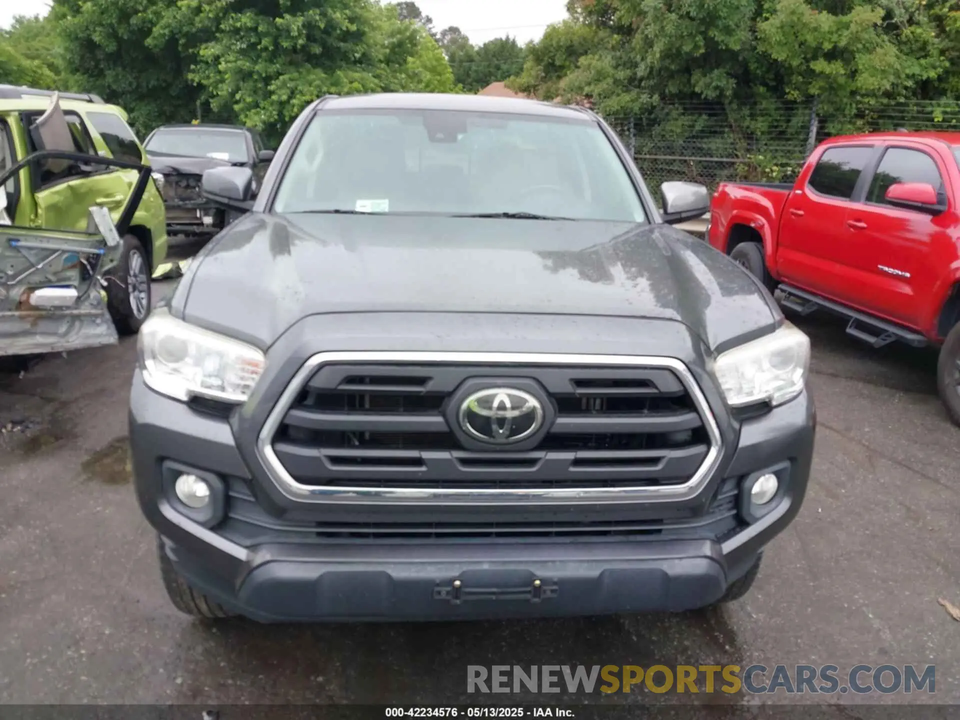 12 Photograph of a damaged car 3TMCZ5AN0KM242359 TOYOTA TACOMA 2019
