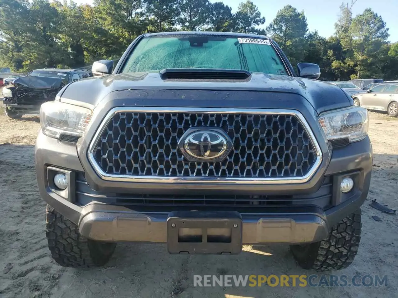 5 Photograph of a damaged car 3TMCZ5AN0KM246038 TOYOTA TACOMA 2019