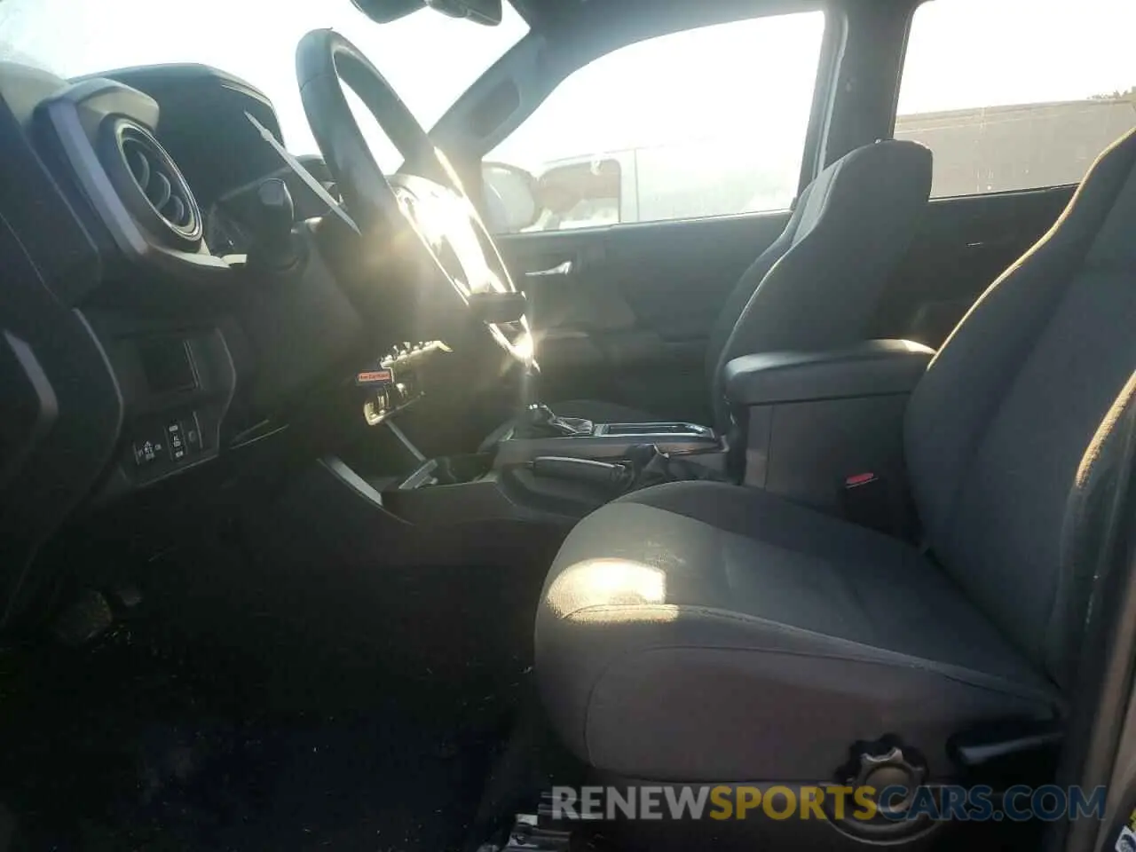 7 Photograph of a damaged car 3TMCZ5AN0KM246038 TOYOTA TACOMA 2019