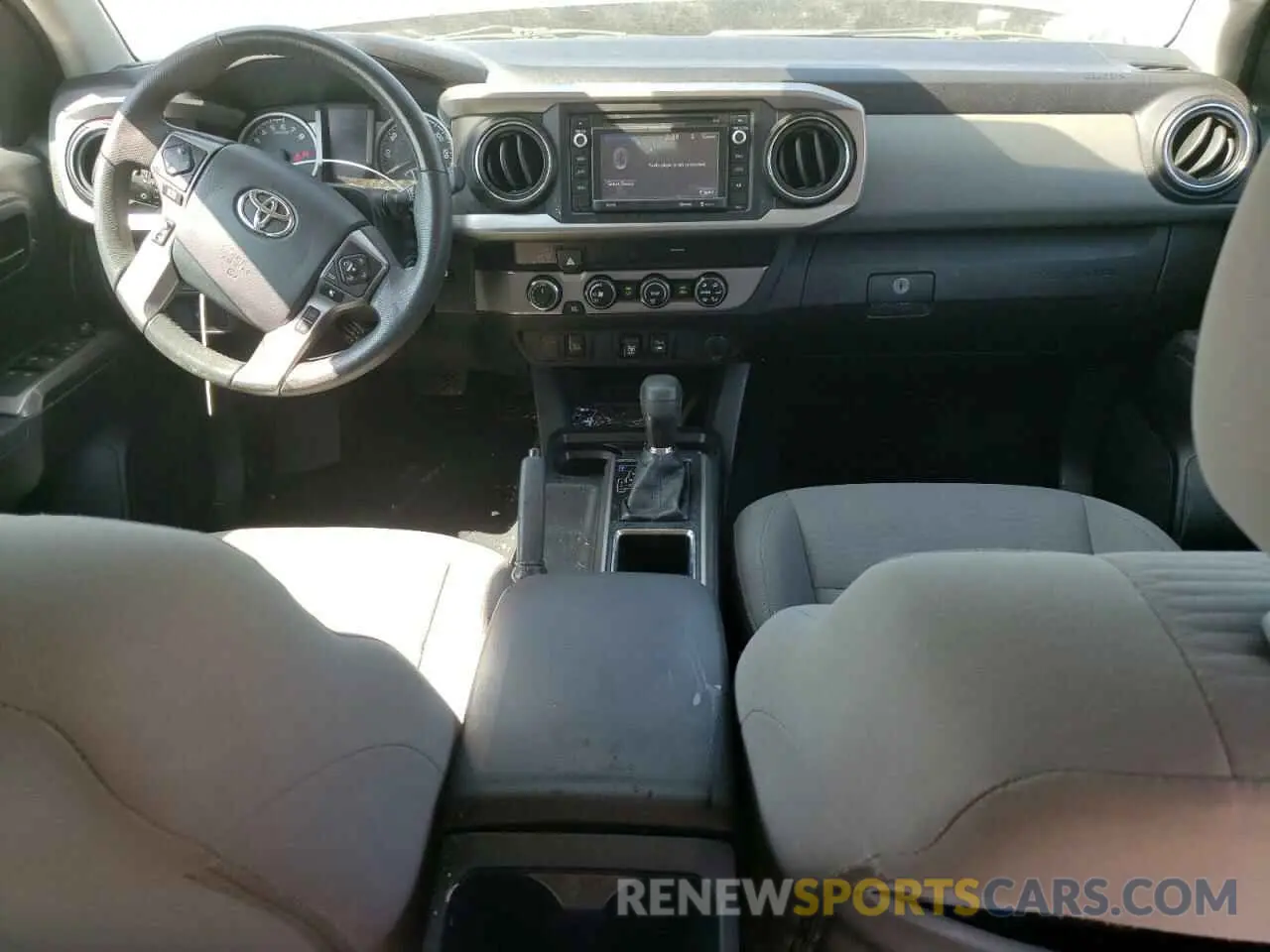 8 Photograph of a damaged car 3TMCZ5AN0KM261073 TOYOTA TACOMA 2019