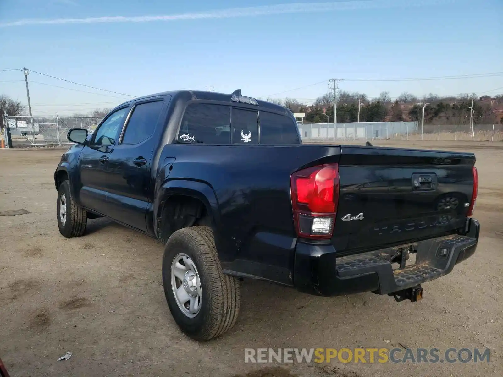 3 Photograph of a damaged car 3TMCZ5AN0KM261302 TOYOTA TACOMA 2019