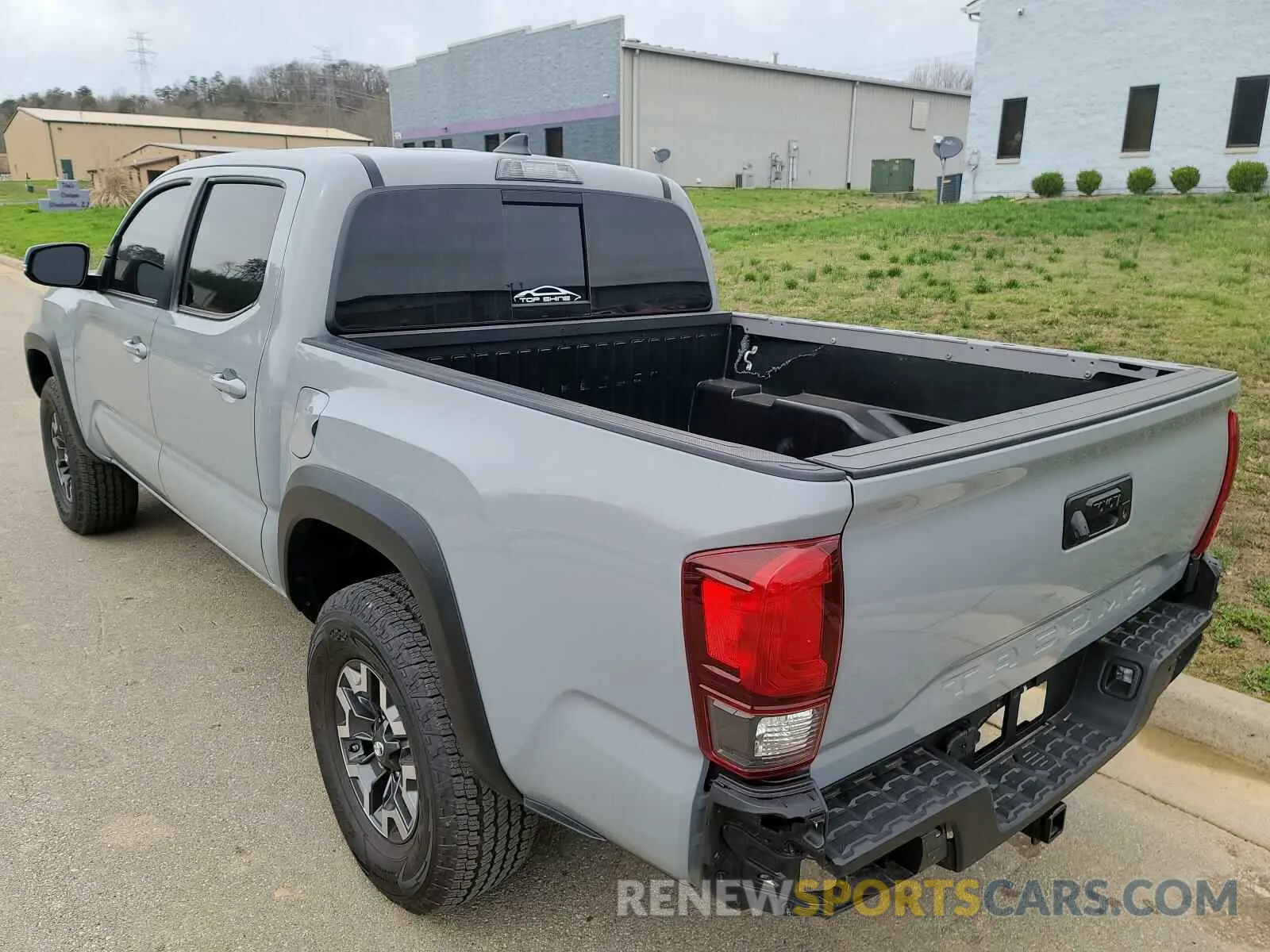 3 Photograph of a damaged car 3TMCZ5AN0KM262840 TOYOTA TACOMA 2019