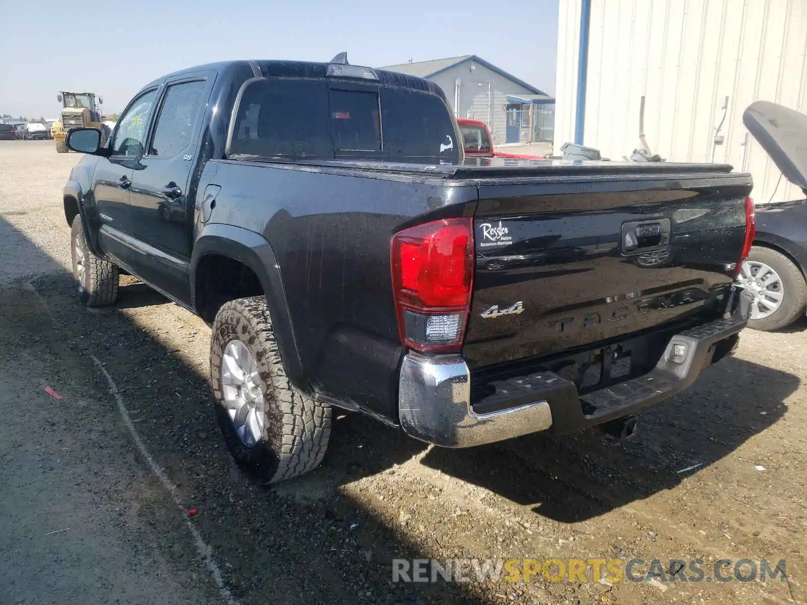 3 Photograph of a damaged car 3TMCZ5AN0KM271554 TOYOTA TACOMA 2019