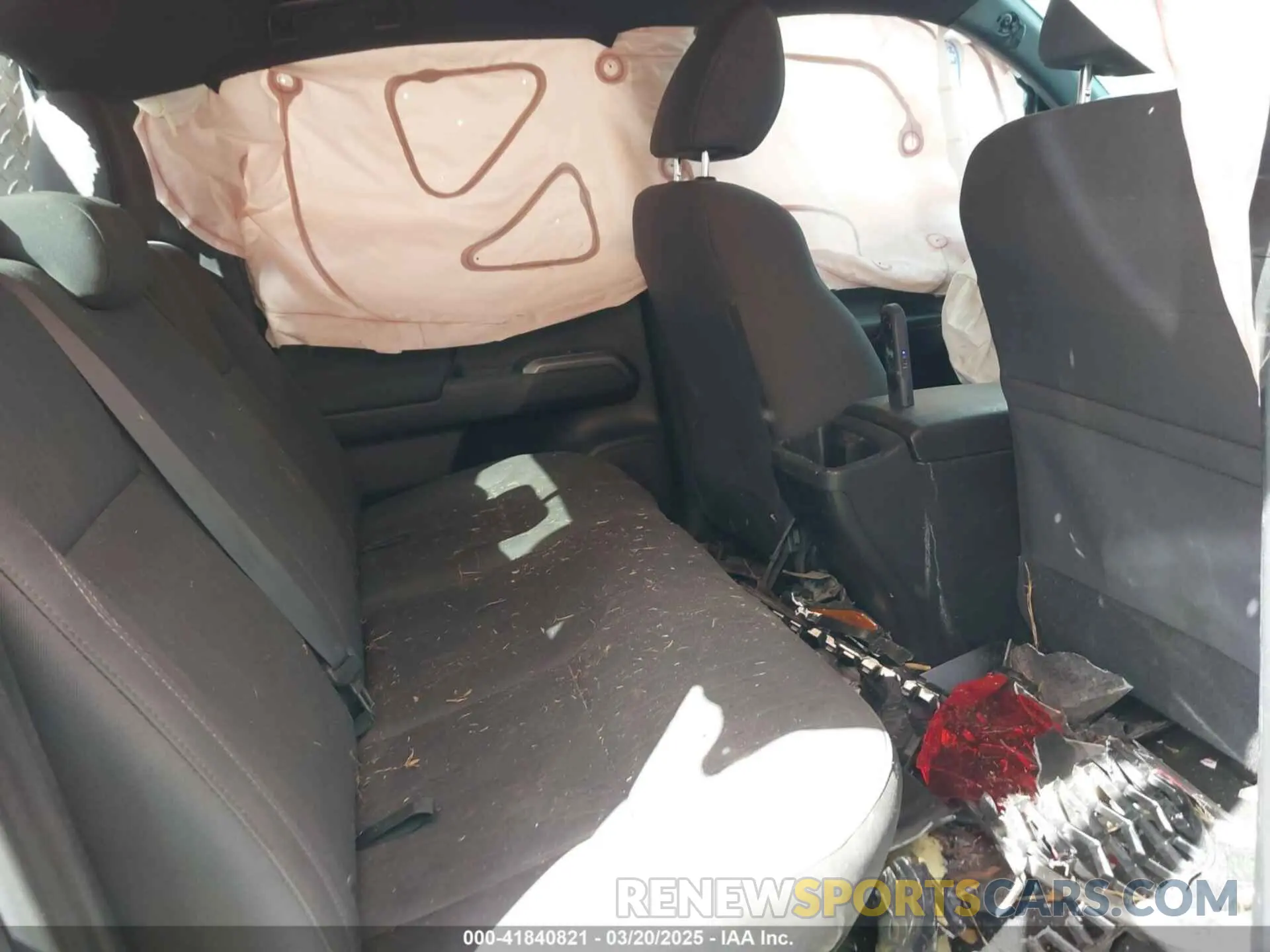 8 Photograph of a damaged car 3TMCZ5AN0KM279881 TOYOTA TACOMA 2019