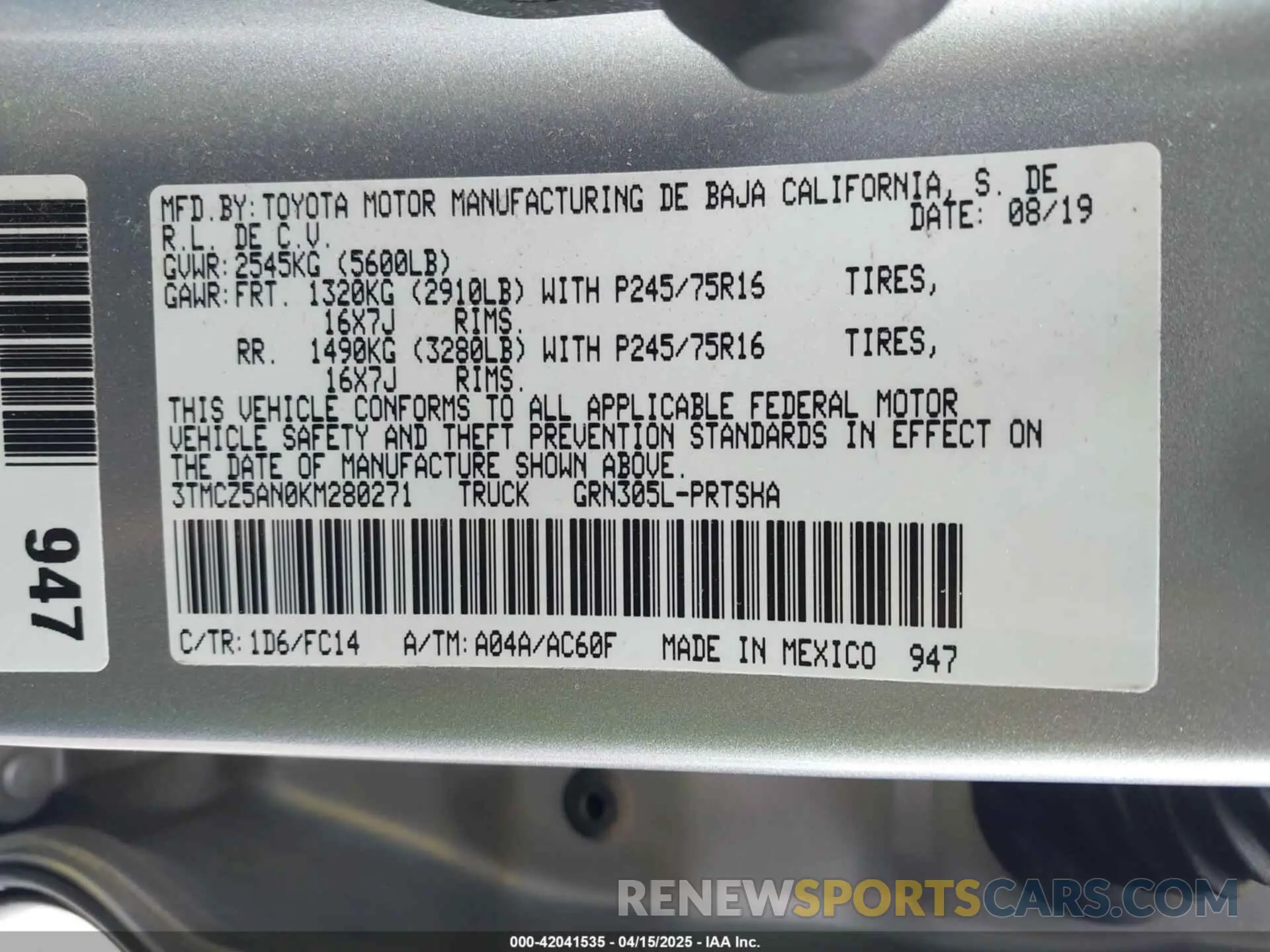 9 Photograph of a damaged car 3TMCZ5AN0KM280271 TOYOTA TACOMA 2019
