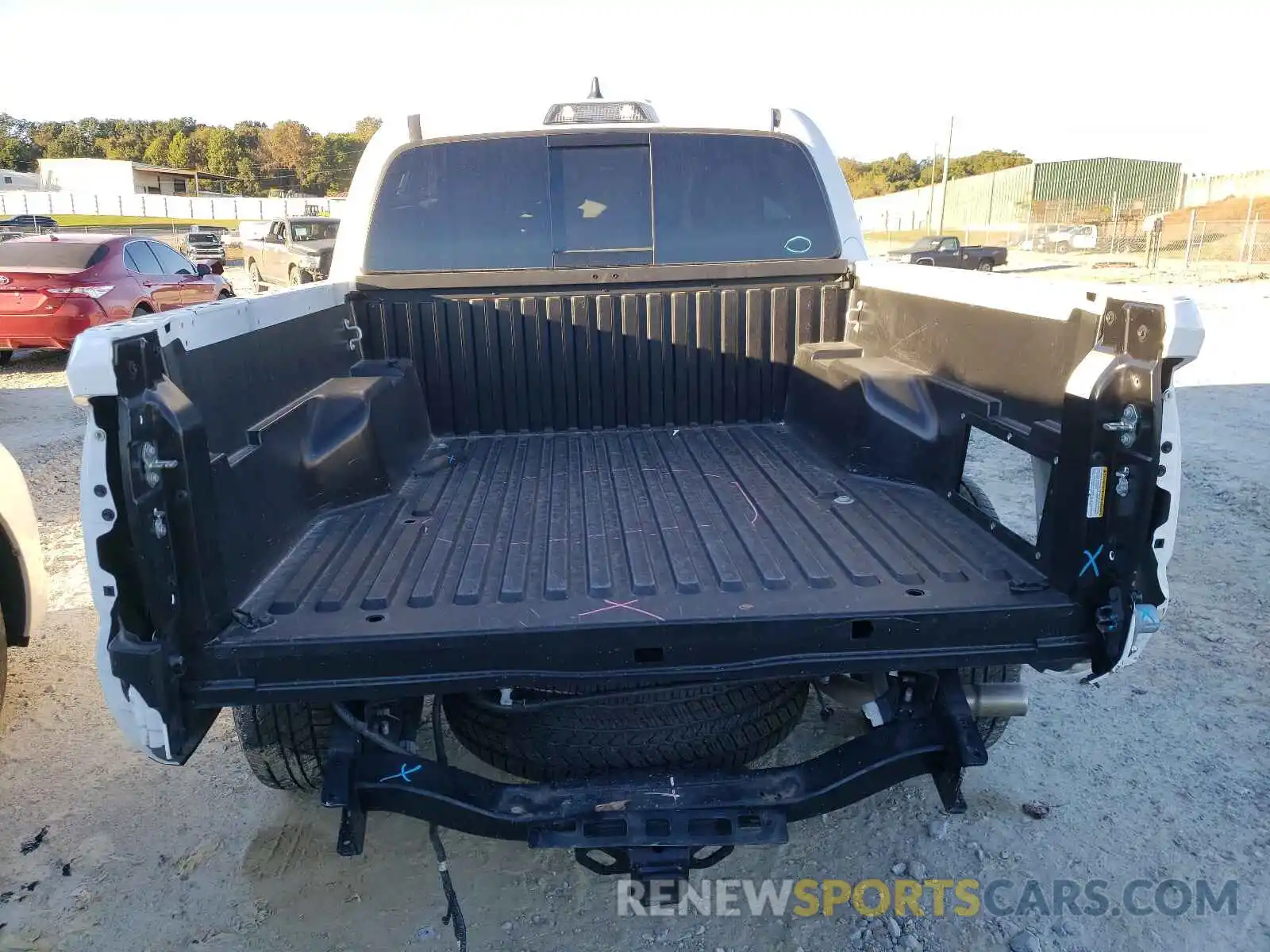 9 Photograph of a damaged car 3TMCZ5AN0KM286085 TOYOTA TACOMA 2019