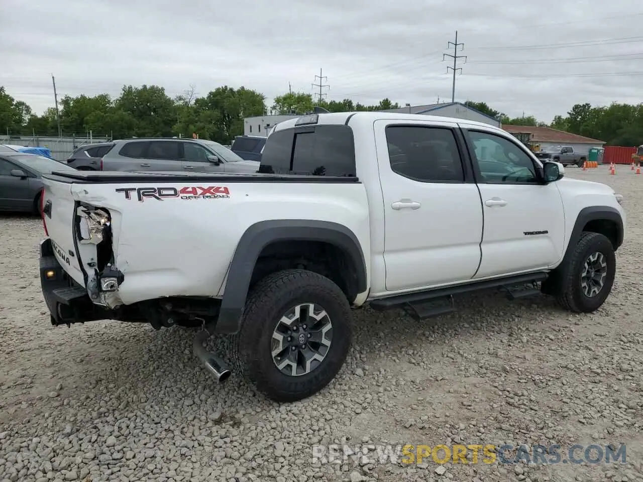 3 Photograph of a damaged car 3TMCZ5AN1KM190613 TOYOTA TACOMA 2019