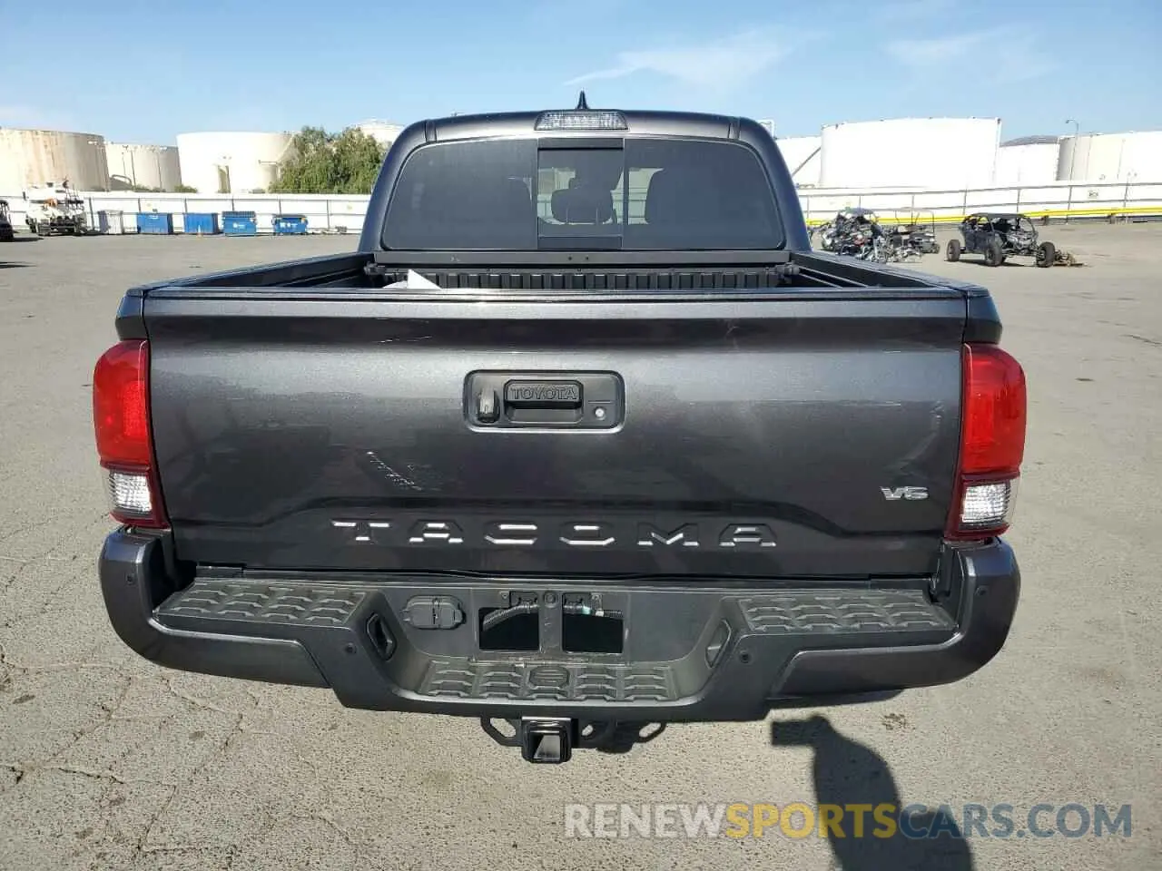 6 Photograph of a damaged car 3TMCZ5AN1KM191146 TOYOTA TACOMA 2019