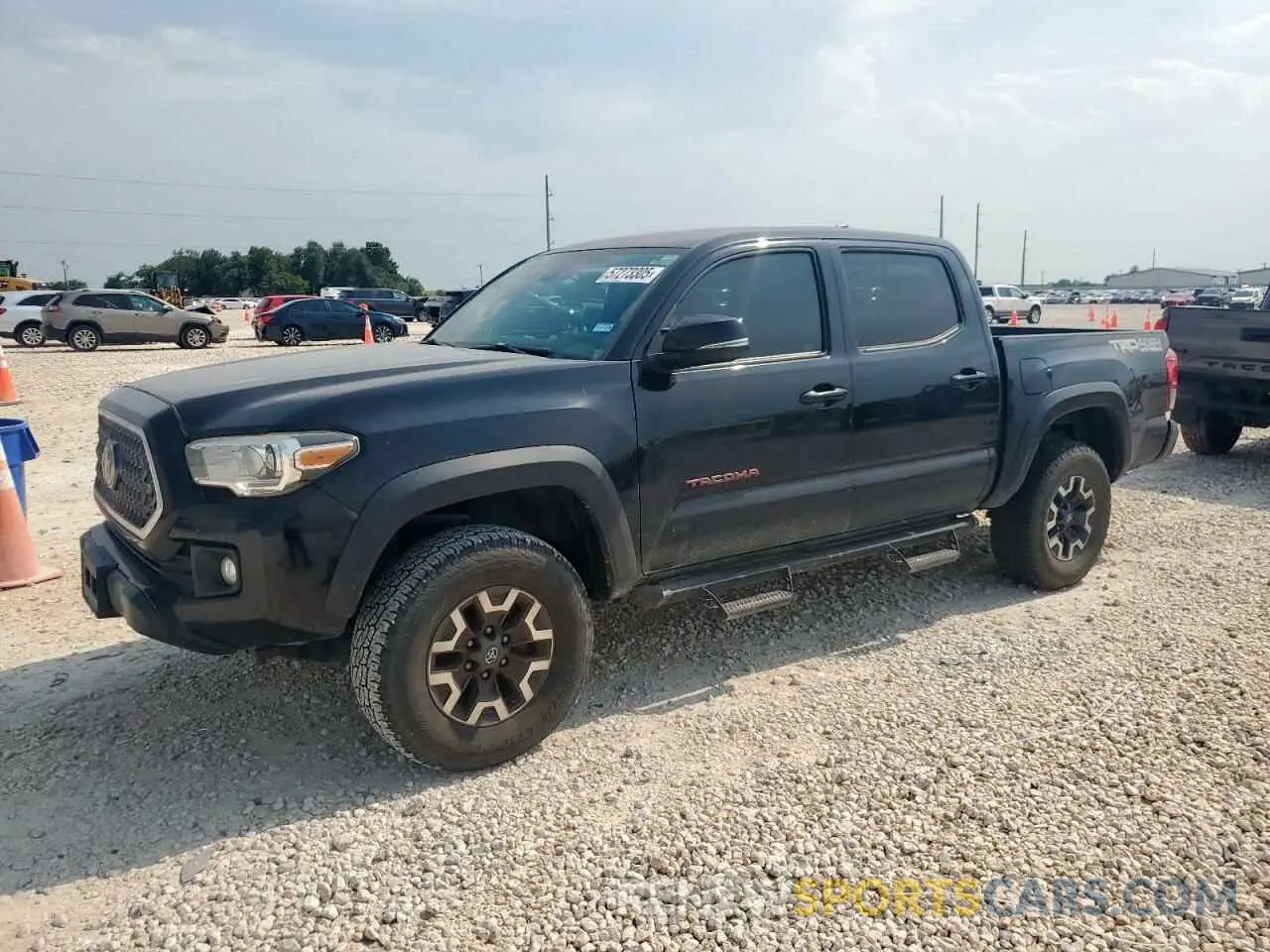 1 Photograph of a damaged car 3TMCZ5AN1KM195374 TOYOTA TACOMA 2019