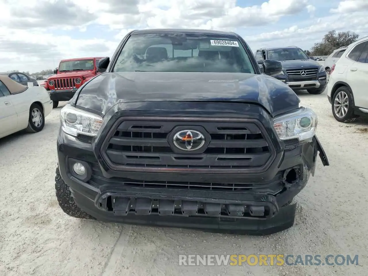 5 Photograph of a damaged car 3TMCZ5AN1KM208785 TOYOTA TACOMA 2019