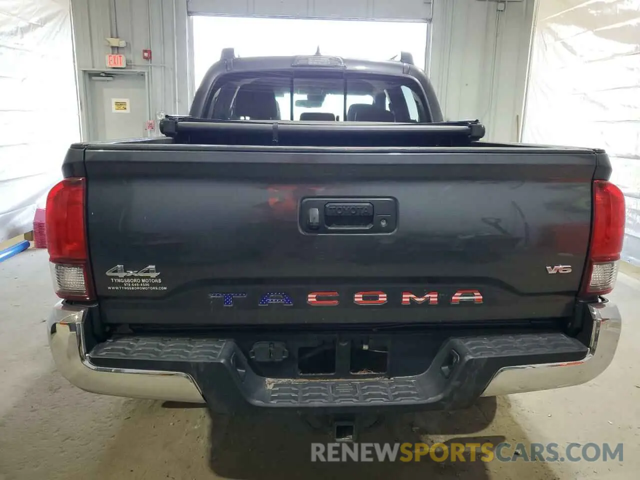 6 Photograph of a damaged car 3TMCZ5AN1KM209158 TOYOTA TACOMA 2019