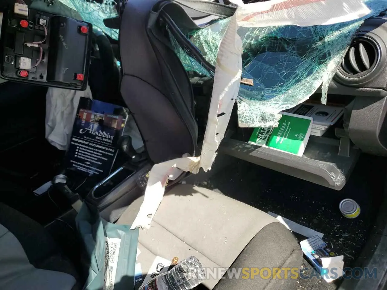 8 Photograph of a damaged car 3TMCZ5AN1KM231323 TOYOTA TACOMA 2019
