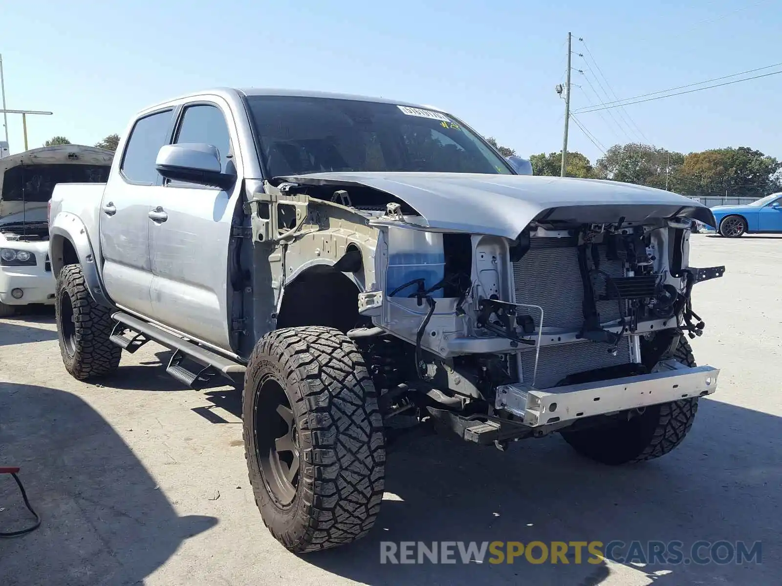 1 Photograph of a damaged car 3TMCZ5AN1KM235758 TOYOTA TACOMA 2019