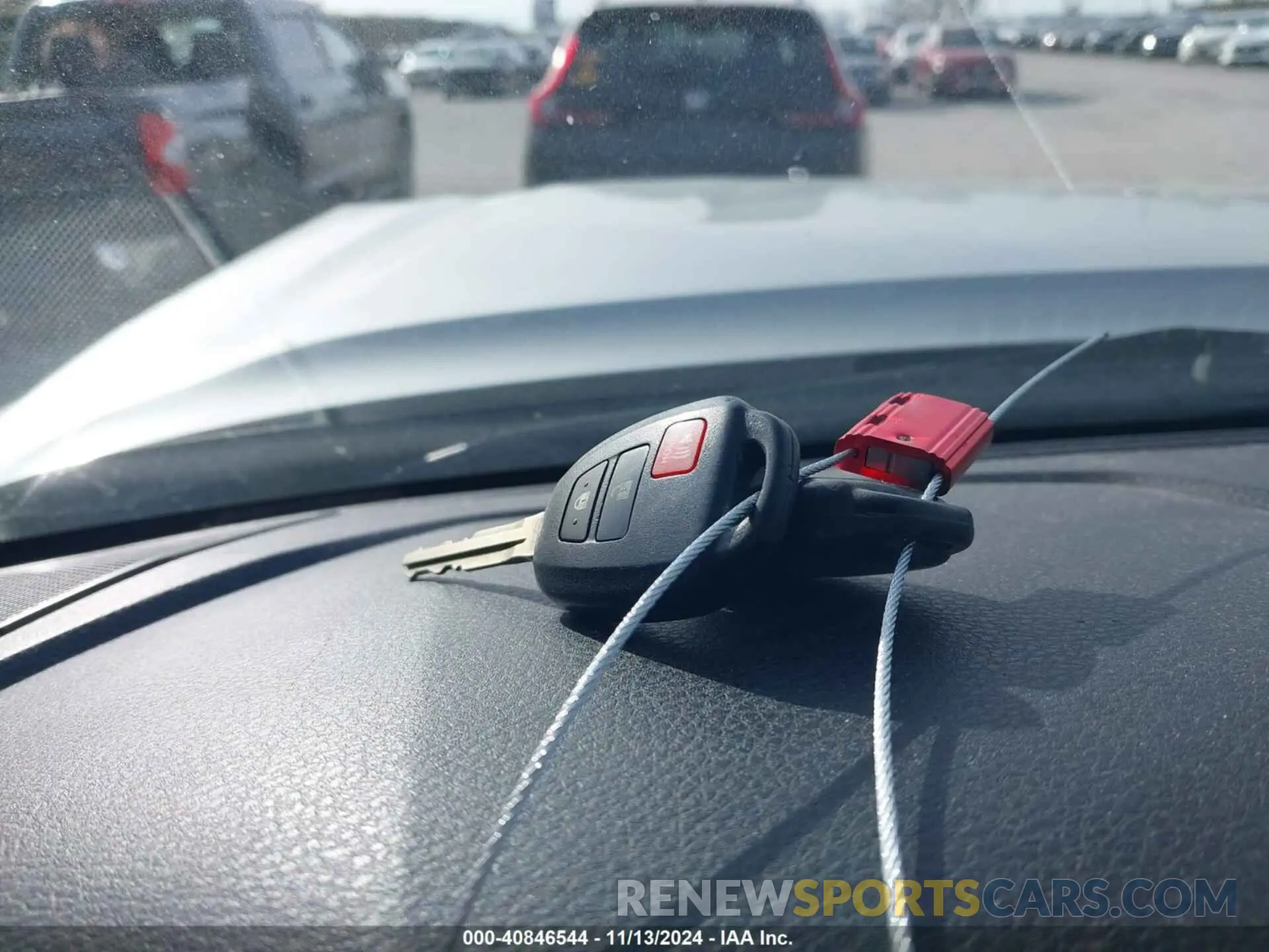 11 Photograph of a damaged car 3TMCZ5AN1KM253452 TOYOTA TACOMA 2019