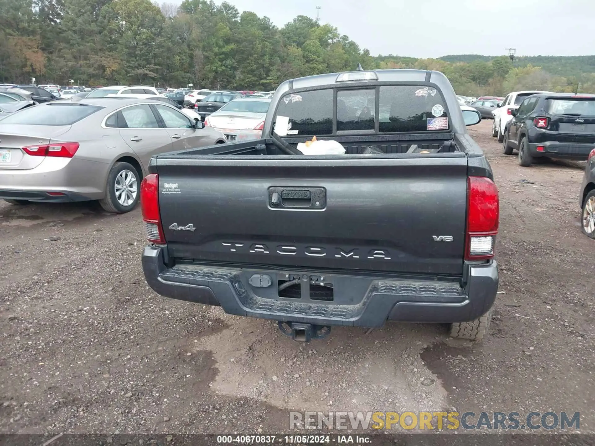 15 Photograph of a damaged car 3TMCZ5AN1KM255606 TOYOTA TACOMA 2019