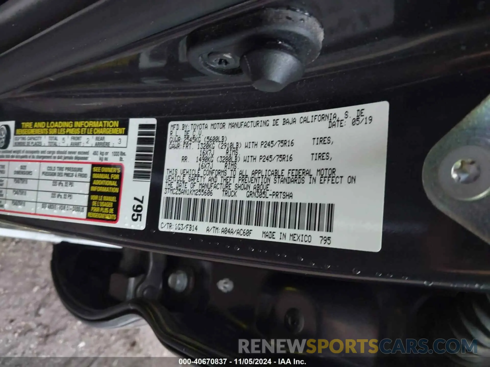 9 Photograph of a damaged car 3TMCZ5AN1KM255606 TOYOTA TACOMA 2019
