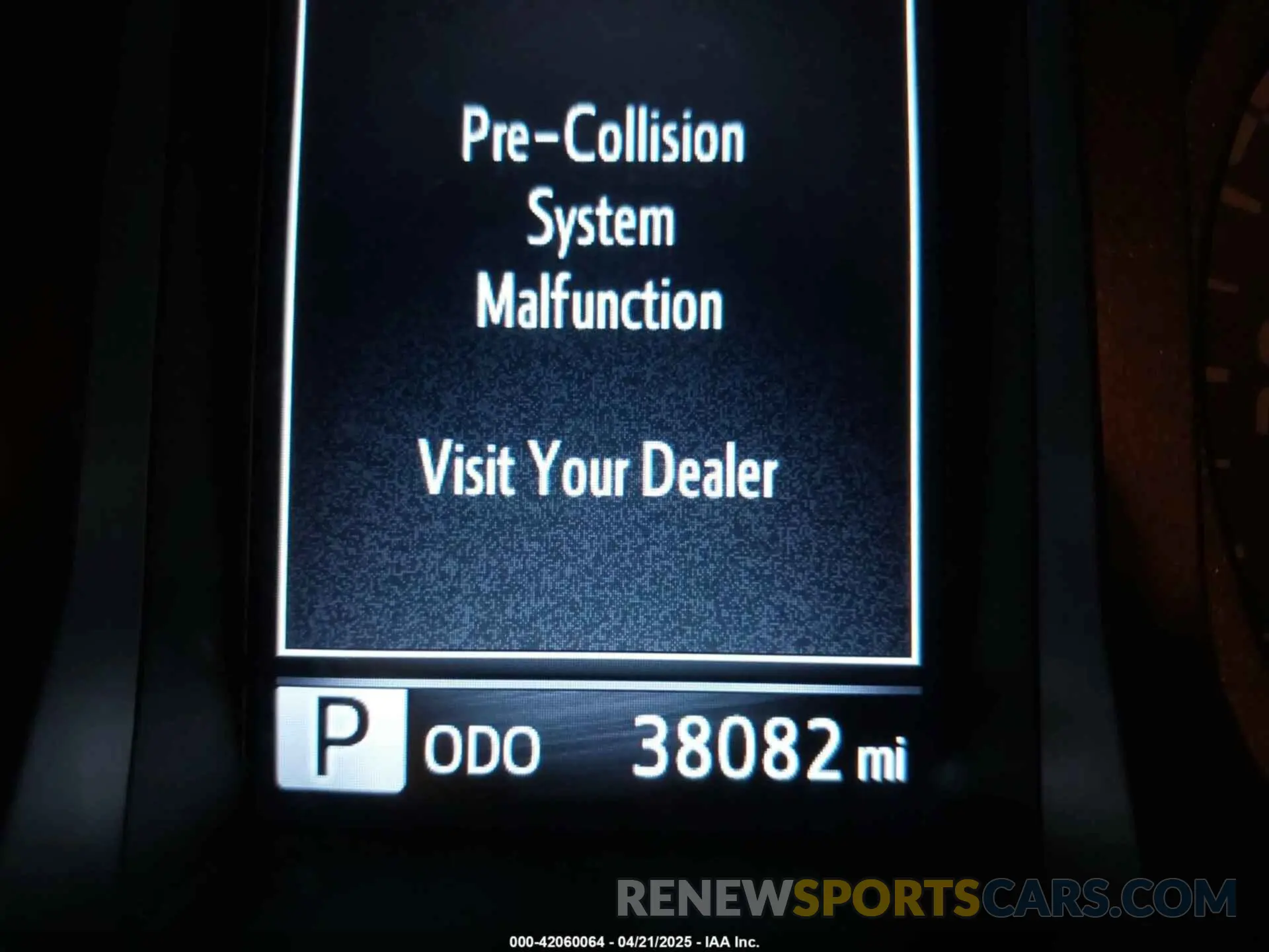 16 Photograph of a damaged car 3TMCZ5AN1KM256173 TOYOTA TACOMA 2019
