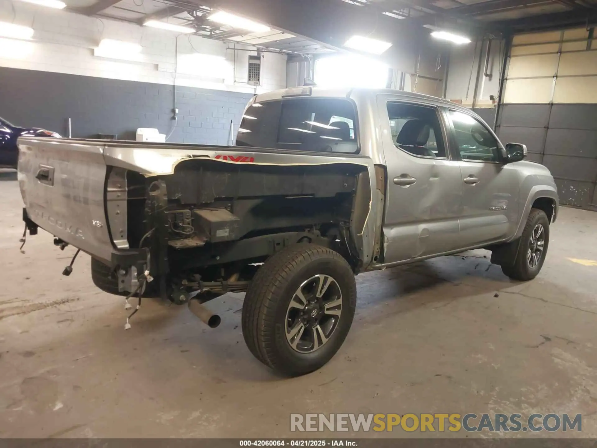 4 Photograph of a damaged car 3TMCZ5AN1KM256173 TOYOTA TACOMA 2019