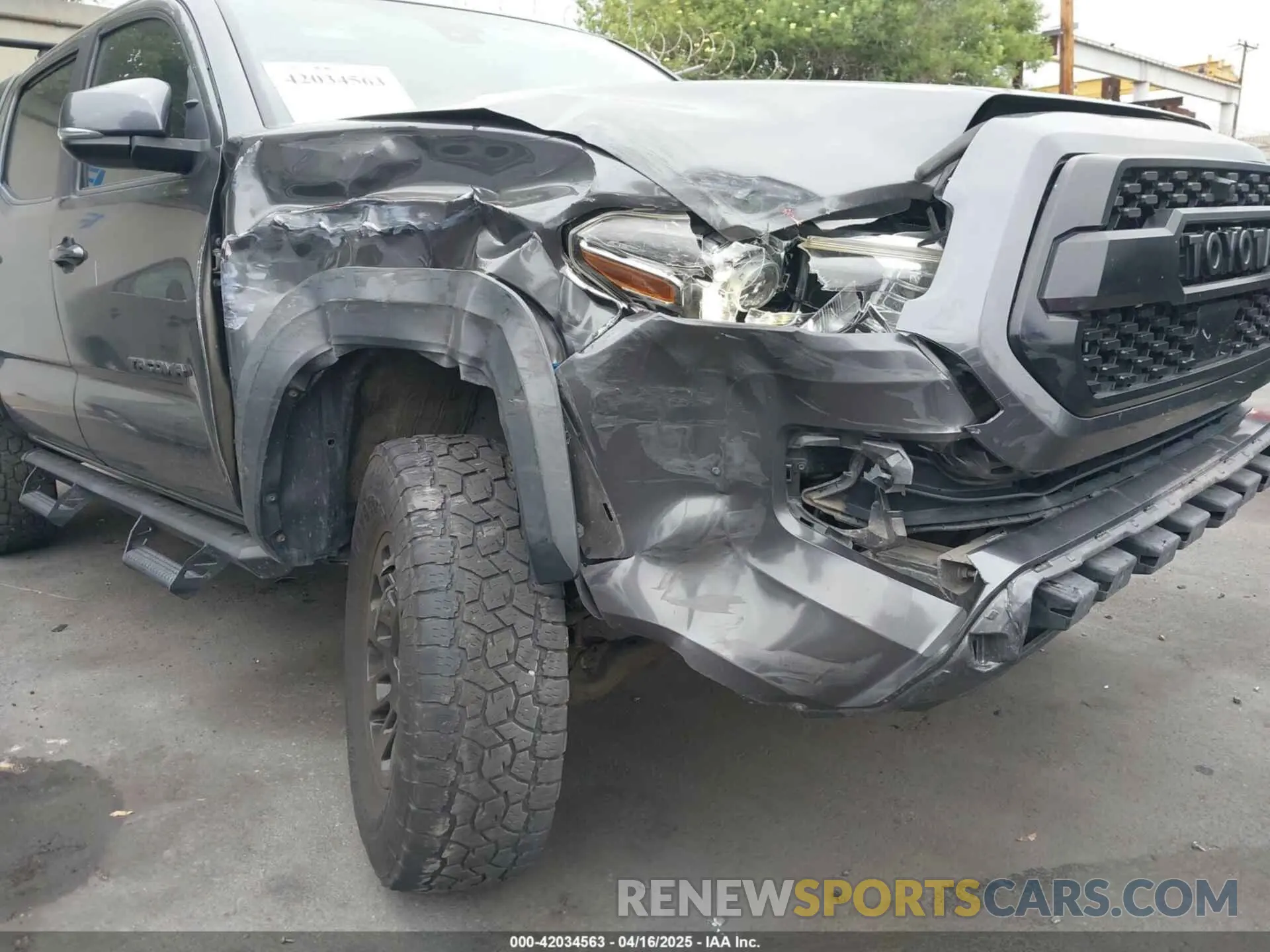 6 Photograph of a damaged car 3TMCZ5AN1KM267271 TOYOTA TACOMA 2019