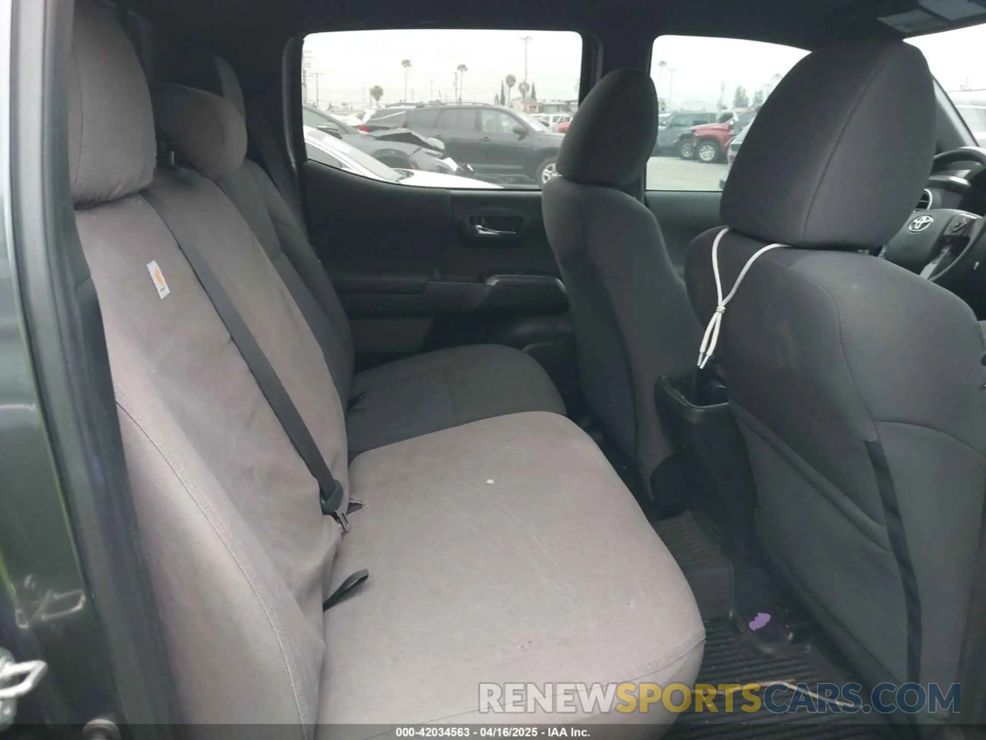 8 Photograph of a damaged car 3TMCZ5AN1KM267271 TOYOTA TACOMA 2019
