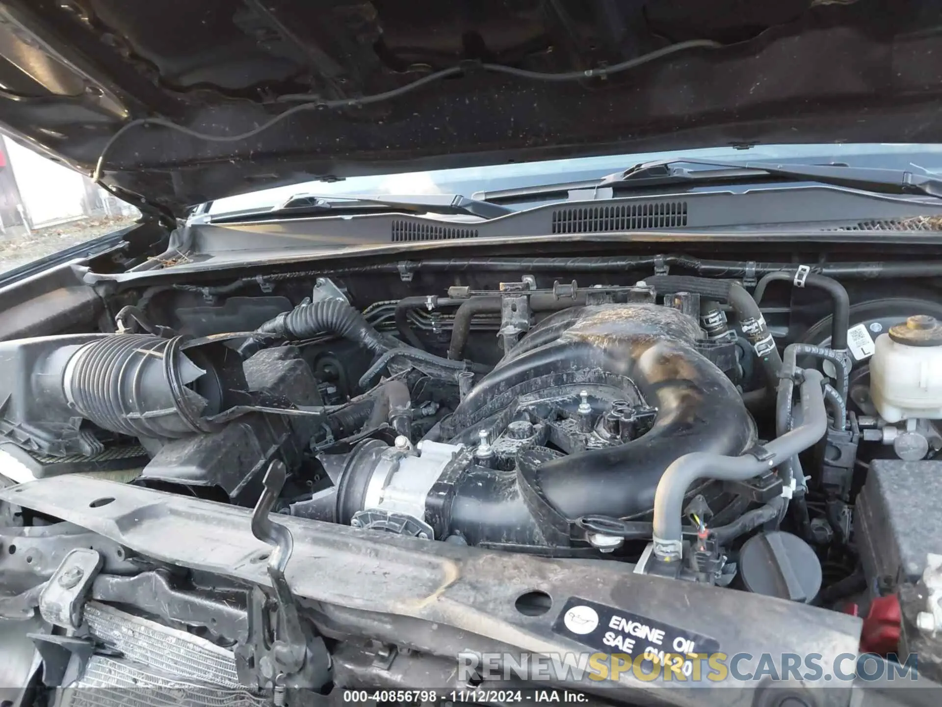 10 Photograph of a damaged car 3TMCZ5AN1KM283342 TOYOTA TACOMA 2019