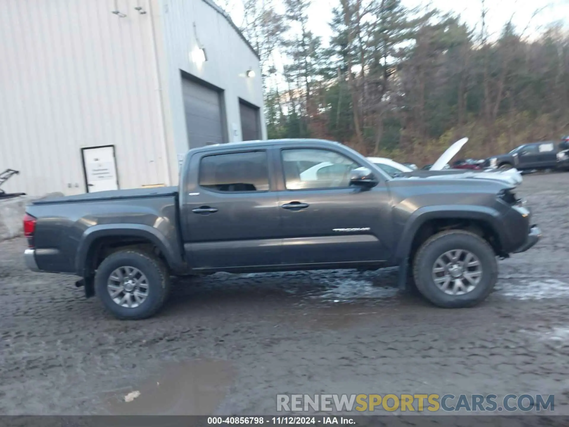 13 Photograph of a damaged car 3TMCZ5AN1KM283342 TOYOTA TACOMA 2019