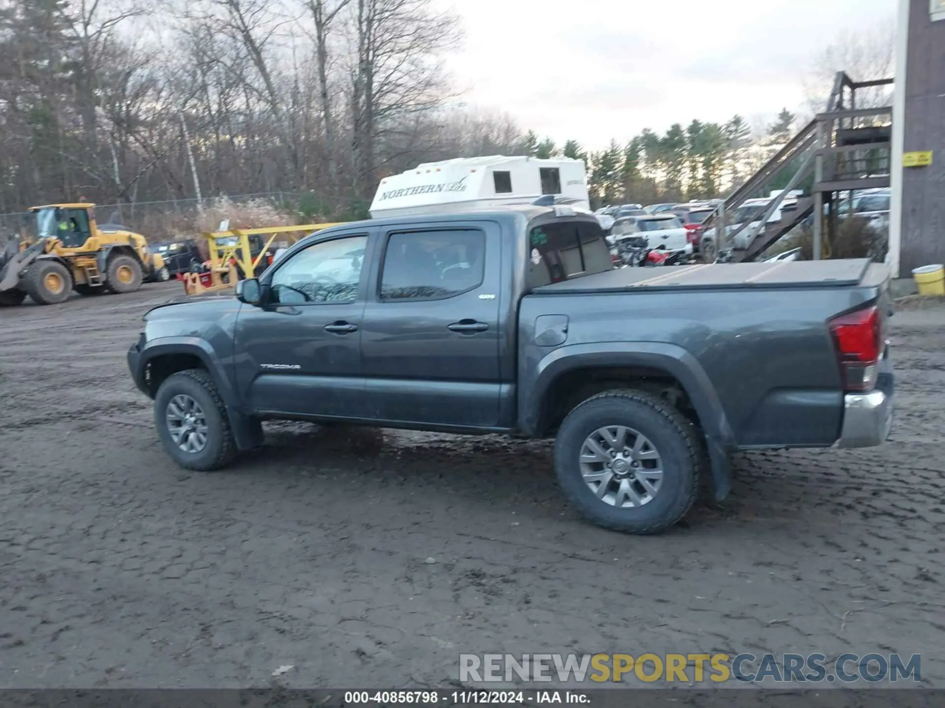 14 Photograph of a damaged car 3TMCZ5AN1KM283342 TOYOTA TACOMA 2019