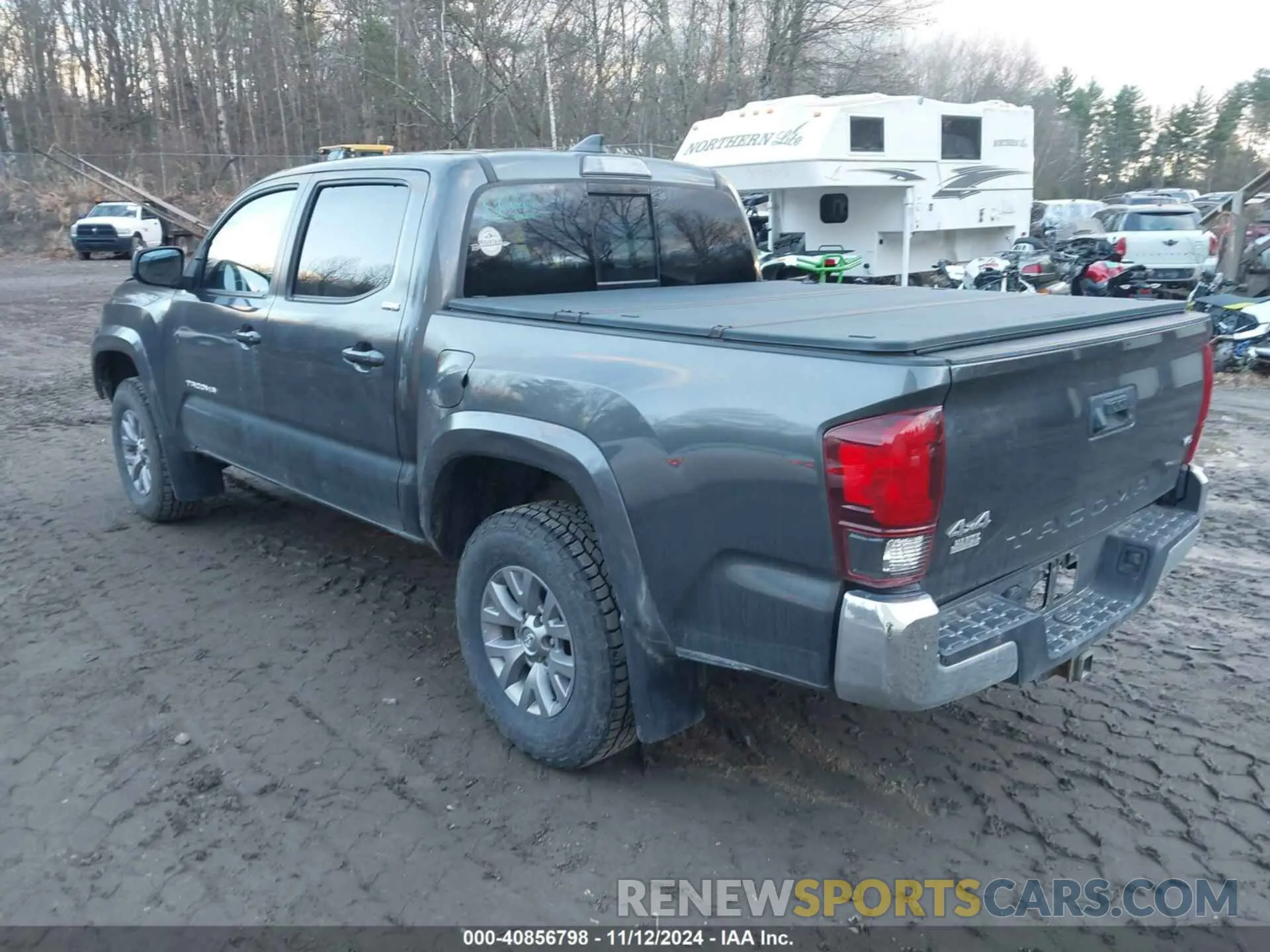 3 Photograph of a damaged car 3TMCZ5AN1KM283342 TOYOTA TACOMA 2019