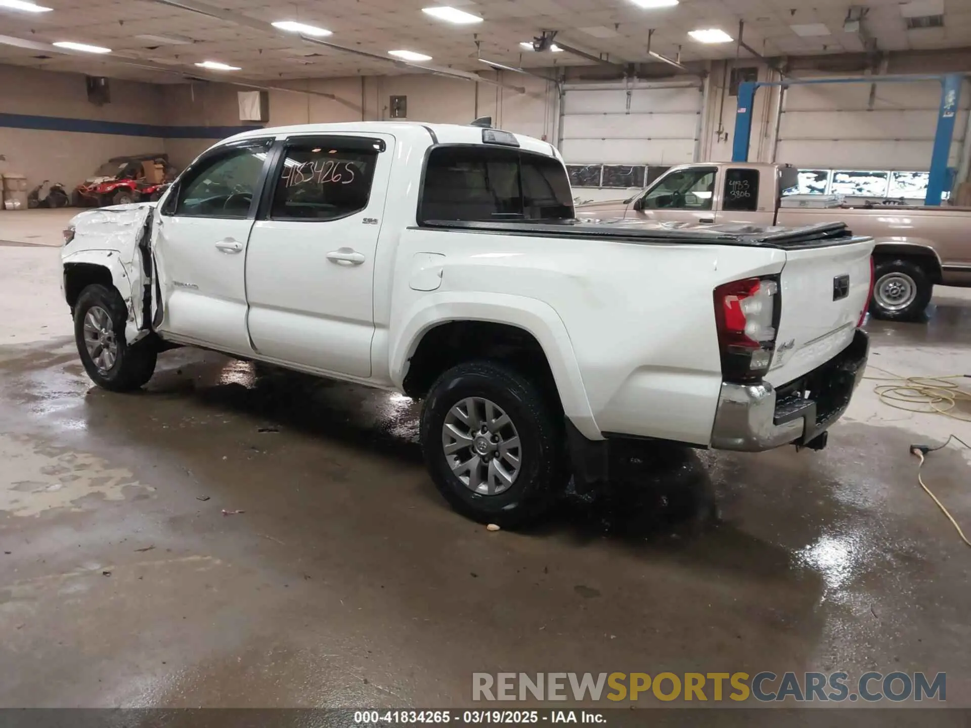 3 Photograph of a damaged car 3TMCZ5AN2KM189373 TOYOTA TACOMA 2019