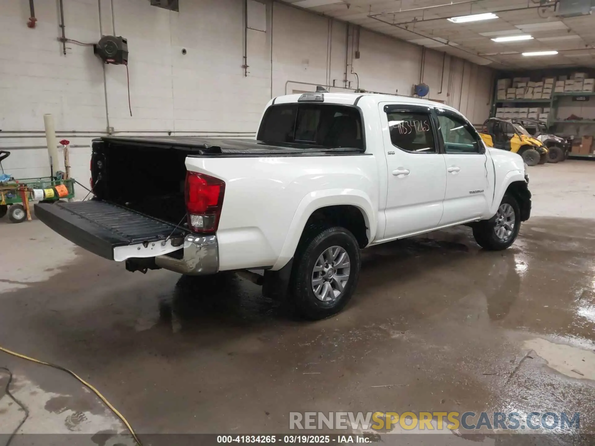 4 Photograph of a damaged car 3TMCZ5AN2KM189373 TOYOTA TACOMA 2019