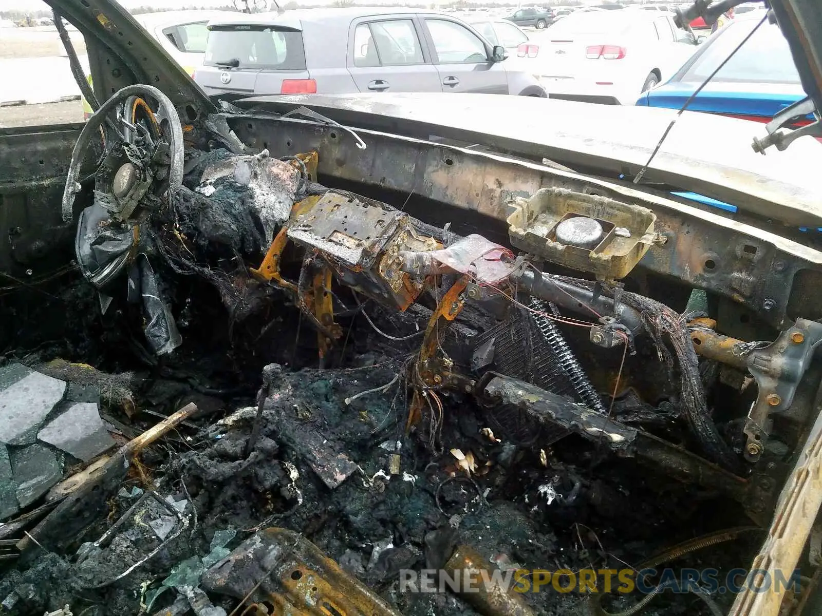 9 Photograph of a damaged car 3TMCZ5AN2KM190989 TOYOTA TACOMA 2019