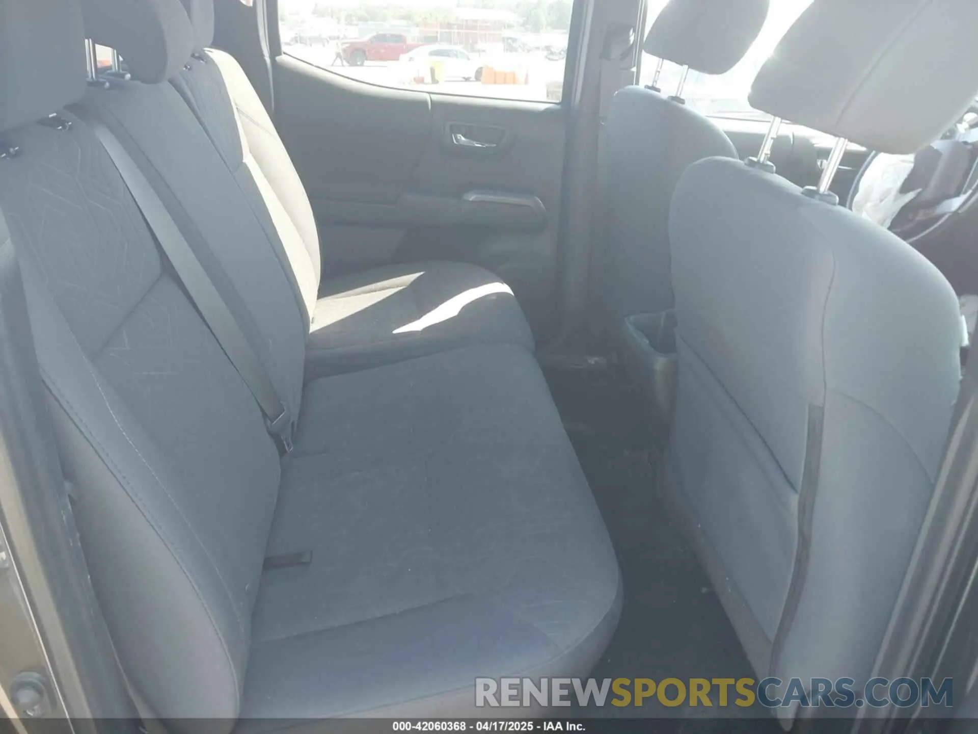 8 Photograph of a damaged car 3TMCZ5AN2KM192497 TOYOTA TACOMA 2019