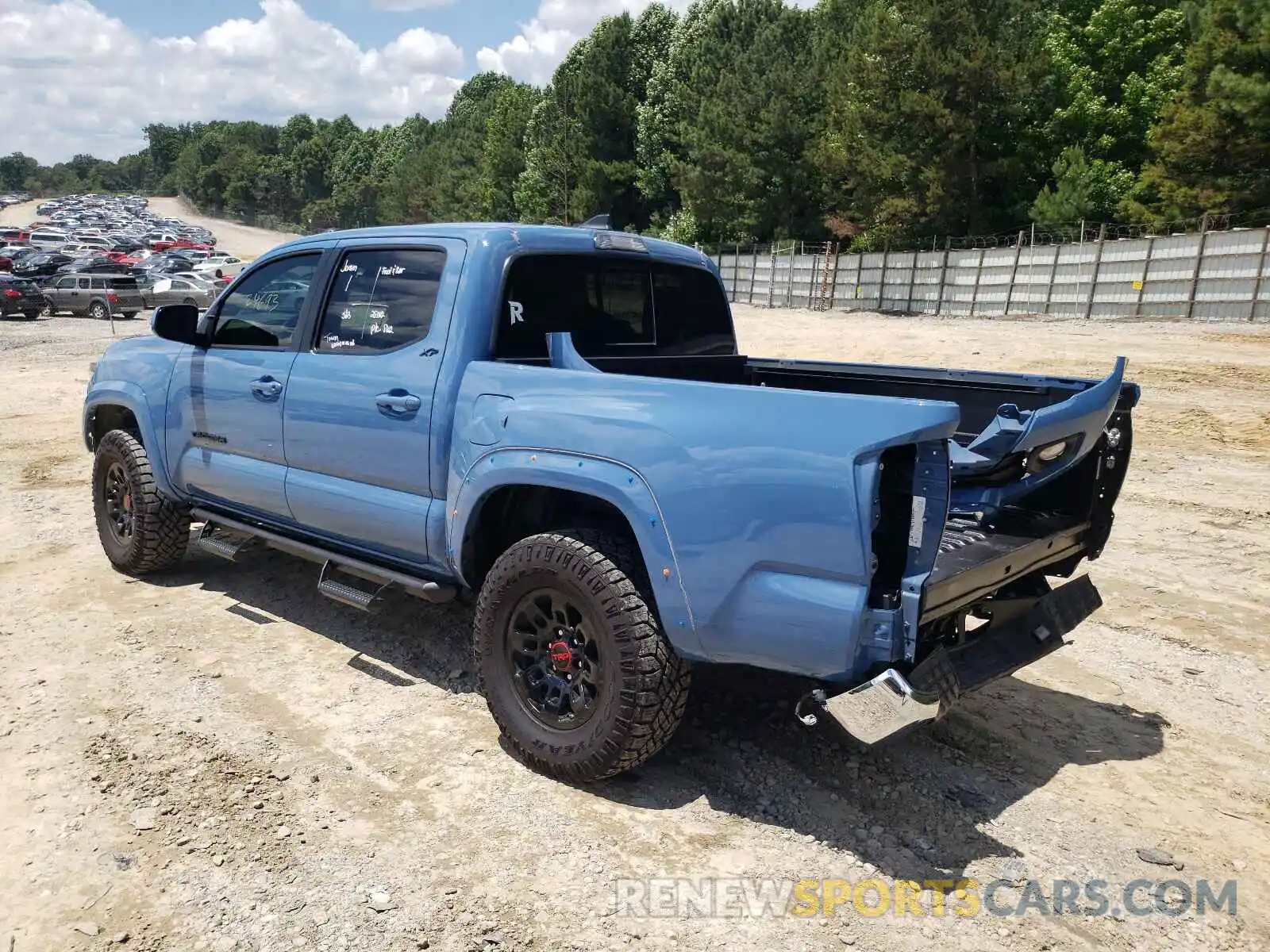 3 Photograph of a damaged car 3TMCZ5AN2KM194007 TOYOTA TACOMA 2019