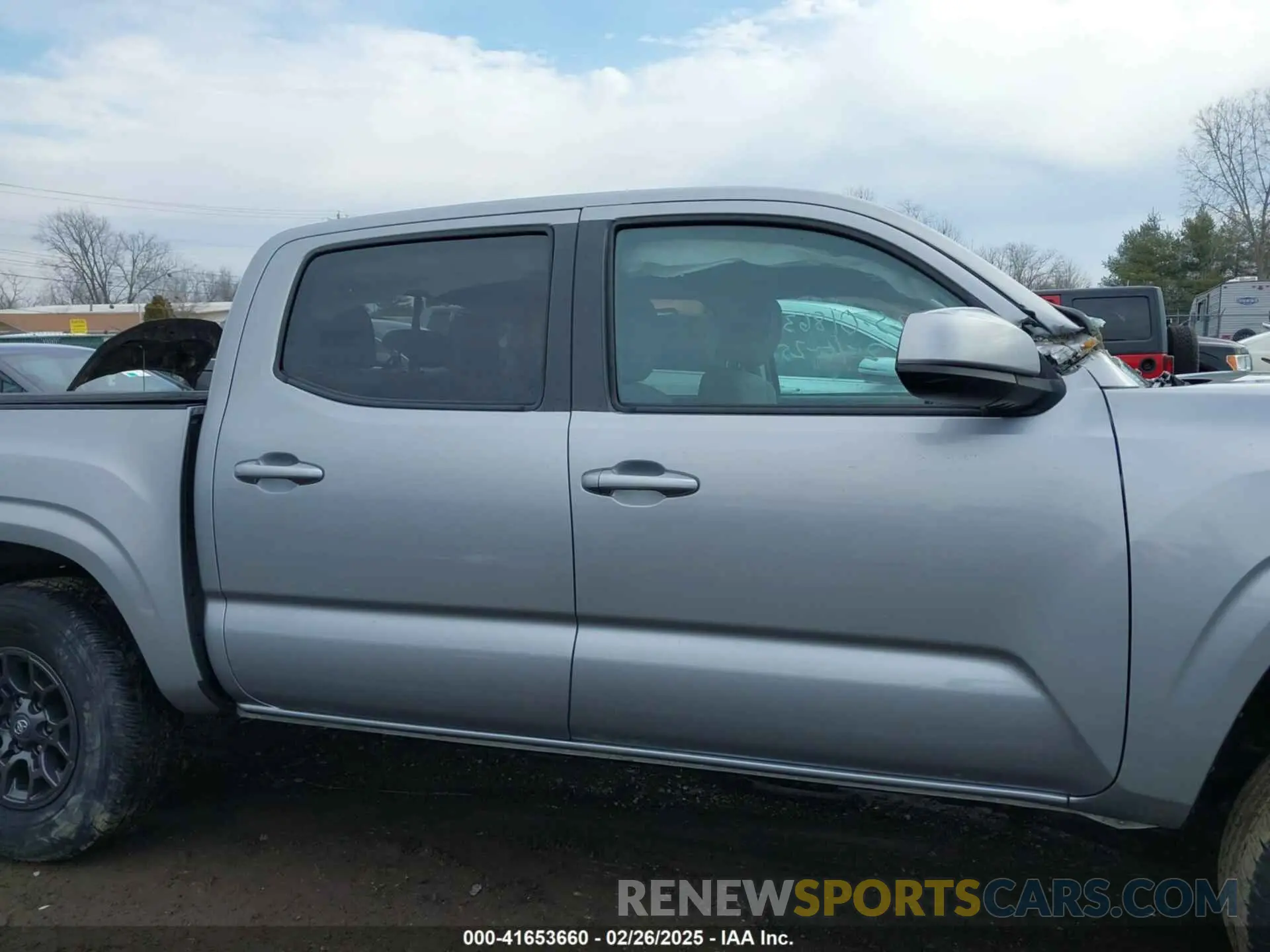13 Photograph of a damaged car 3TMCZ5AN2KM198011 TOYOTA TACOMA 2019