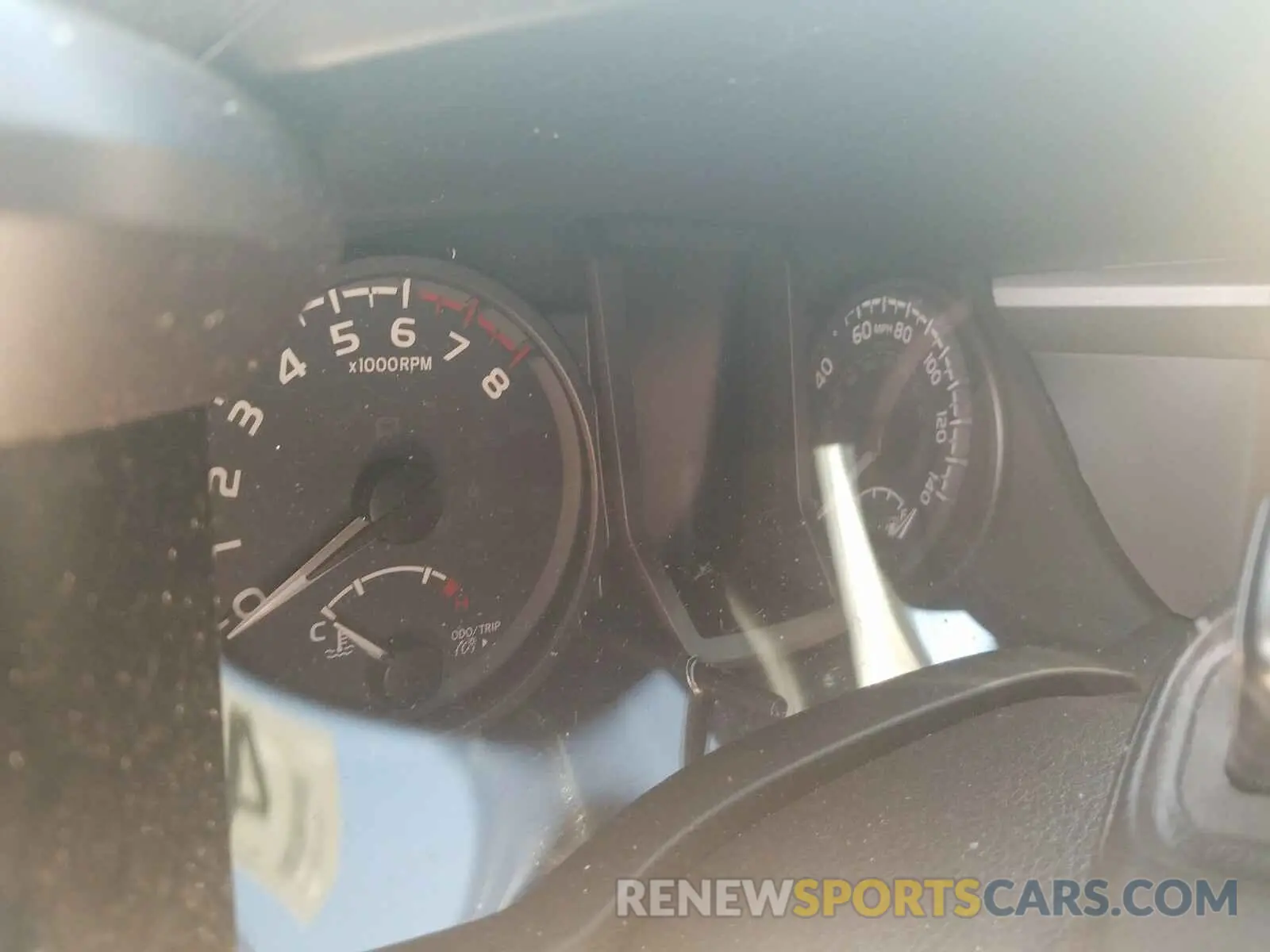 8 Photograph of a damaged car 3TMCZ5AN2KM204504 TOYOTA TACOMA 2019