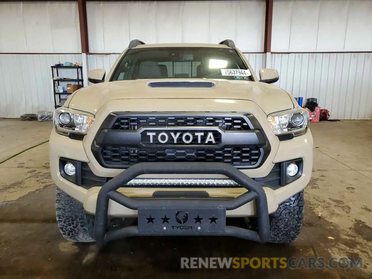 5 Photograph of a damaged car 3TMCZ5AN2KM216782 TOYOTA TACOMA 2019