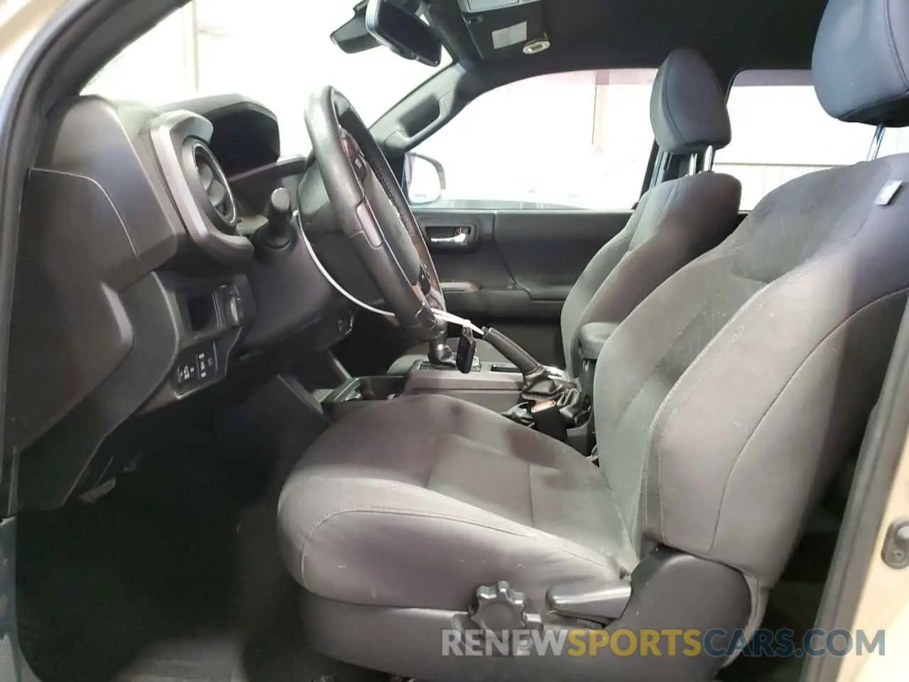 7 Photograph of a damaged car 3TMCZ5AN2KM216782 TOYOTA TACOMA 2019