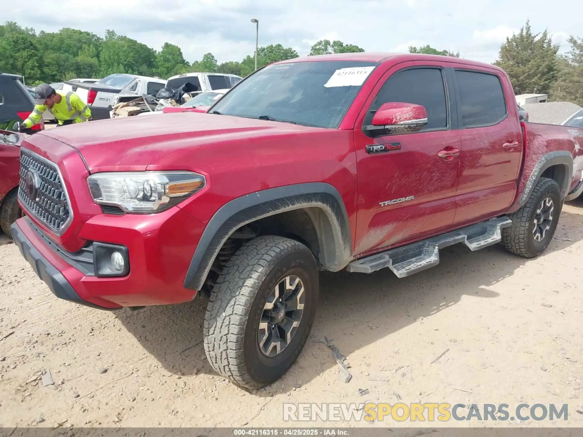 2 Photograph of a damaged car 3TMCZ5AN2KM231248 TOYOTA TACOMA 2019