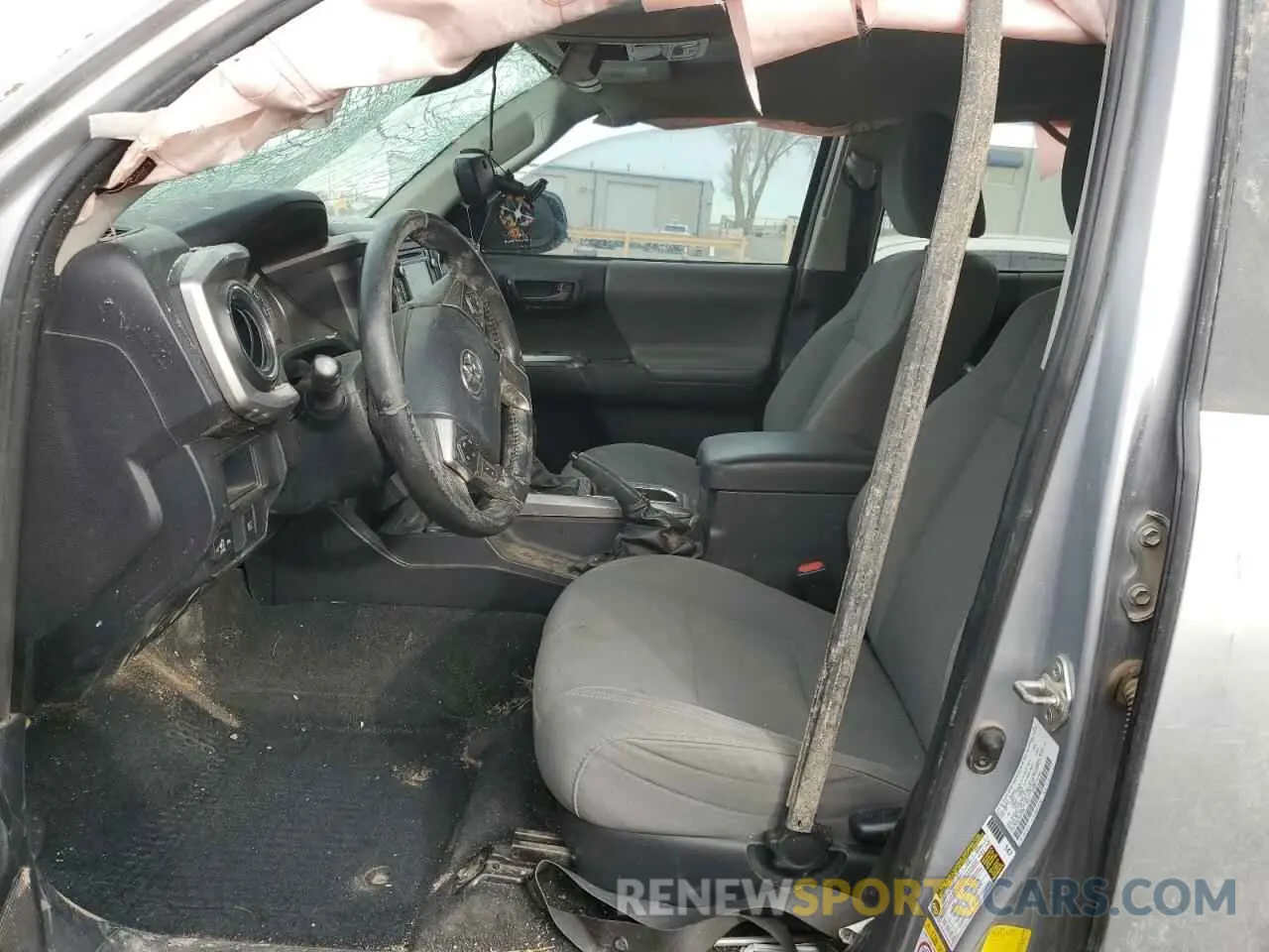 7 Photograph of a damaged car 3TMCZ5AN2KM231508 TOYOTA TACOMA 2019