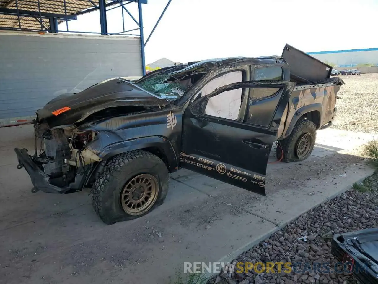1 Photograph of a damaged car 3TMCZ5AN2KM233159 TOYOTA TACOMA 2019
