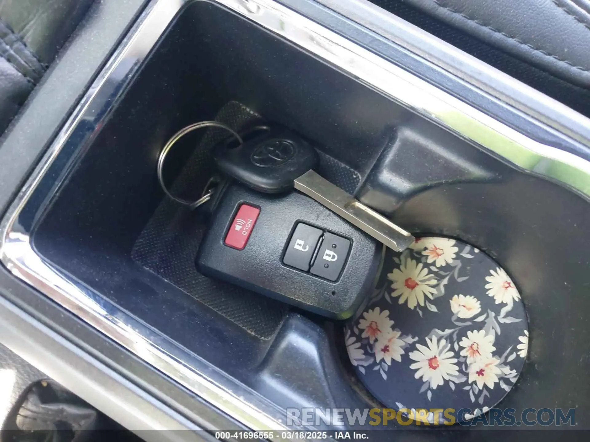 11 Photograph of a damaged car 3TMCZ5AN2KM268915 TOYOTA TACOMA 2019