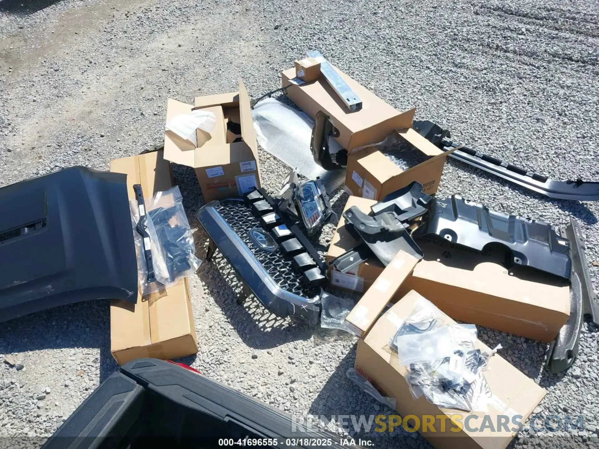 12 Photograph of a damaged car 3TMCZ5AN2KM268915 TOYOTA TACOMA 2019