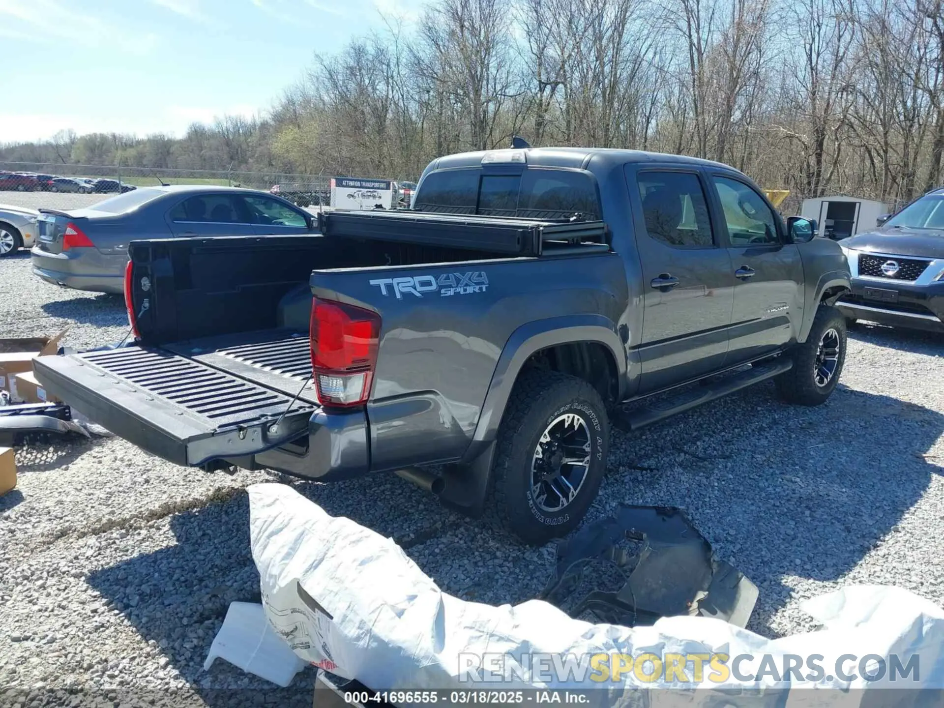 4 Photograph of a damaged car 3TMCZ5AN2KM268915 TOYOTA TACOMA 2019