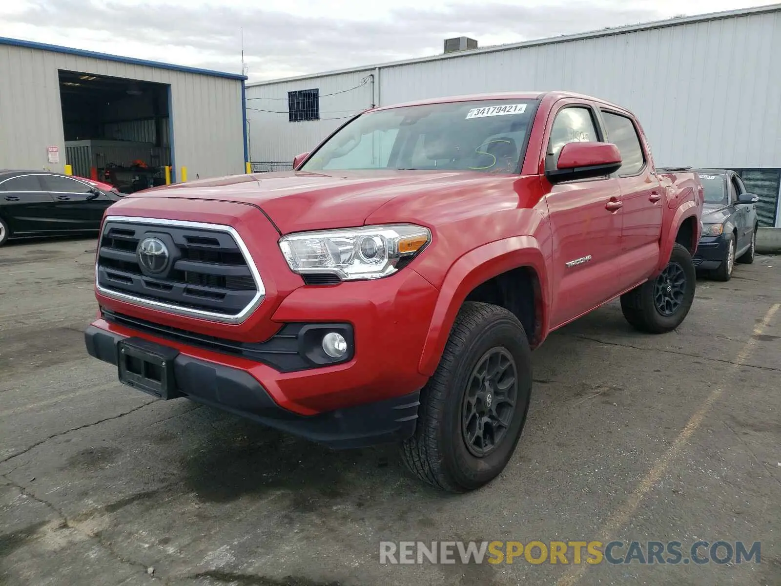 2 Photograph of a damaged car 3TMCZ5AN2KM274150 TOYOTA TACOMA 2019