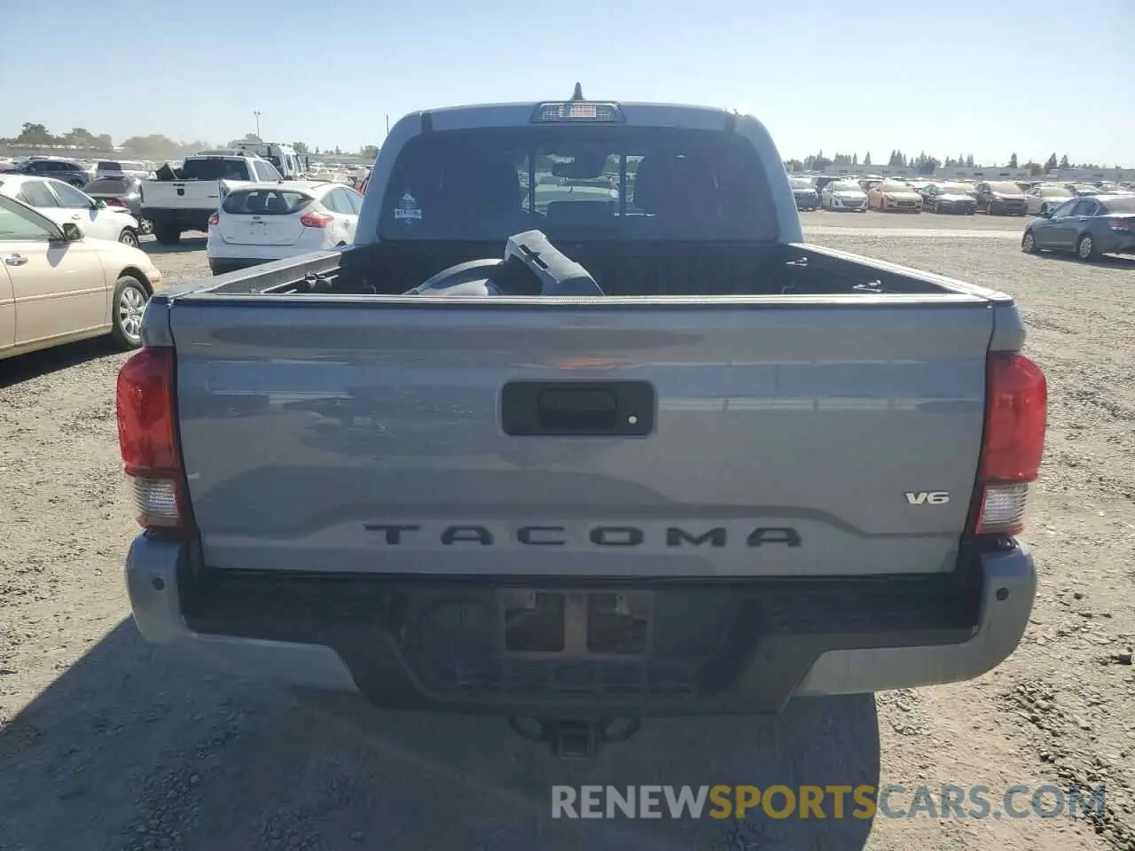 6 Photograph of a damaged car 3TMCZ5AN2KM285116 TOYOTA TACOMA 2019