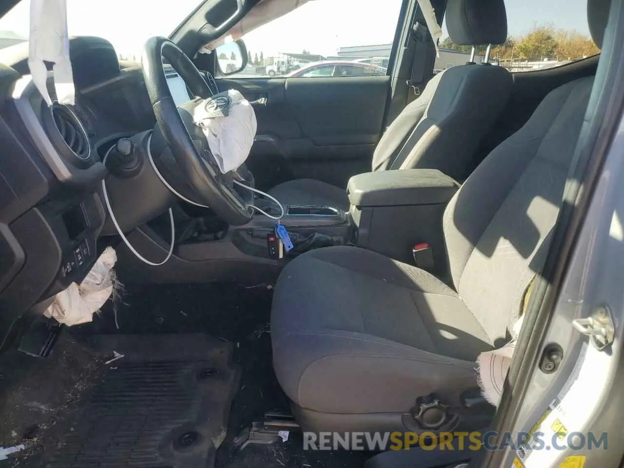 7 Photograph of a damaged car 3TMCZ5AN2KM285116 TOYOTA TACOMA 2019