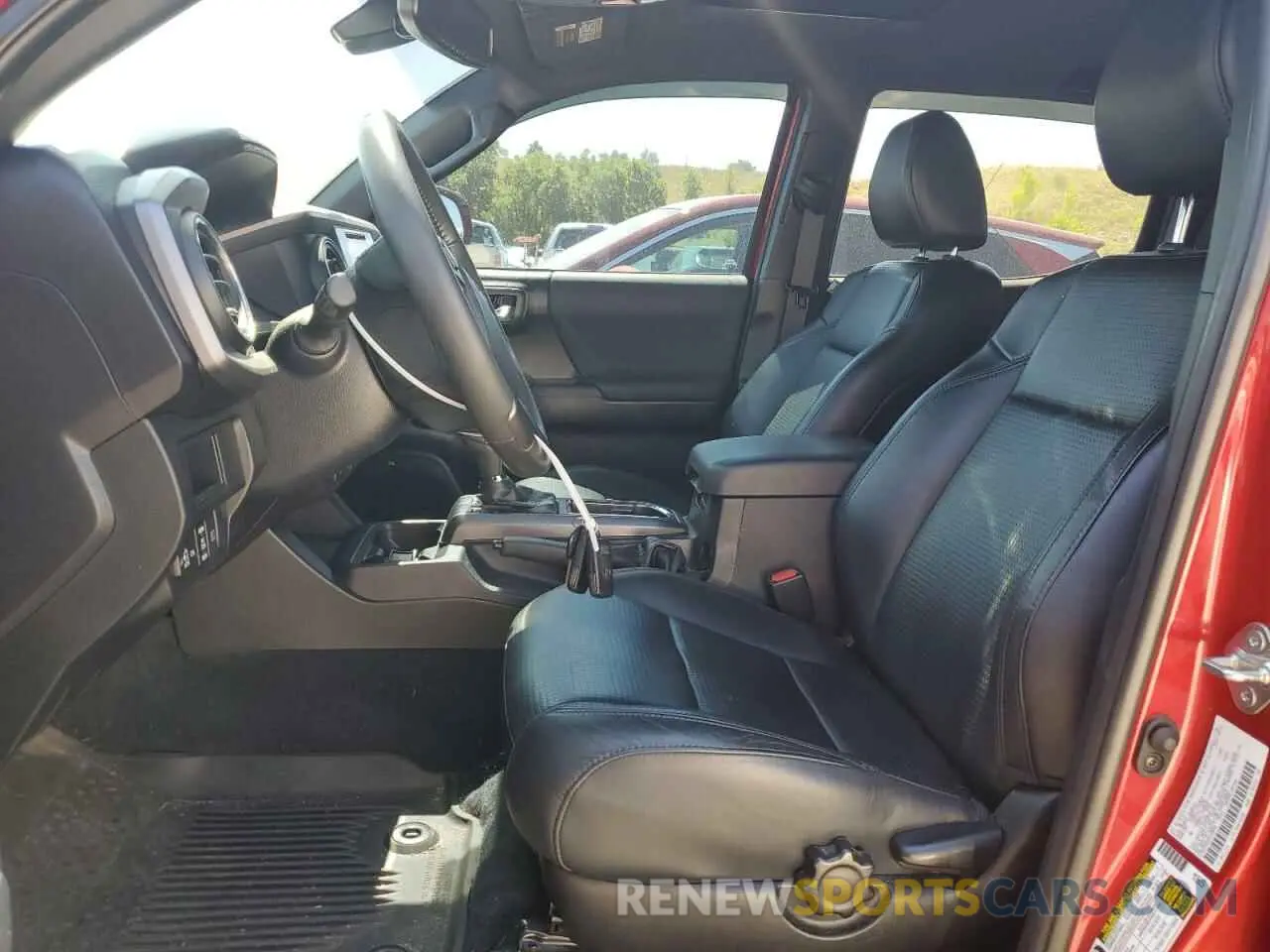 7 Photograph of a damaged car 3TMCZ5AN3KM190094 TOYOTA TACOMA 2019